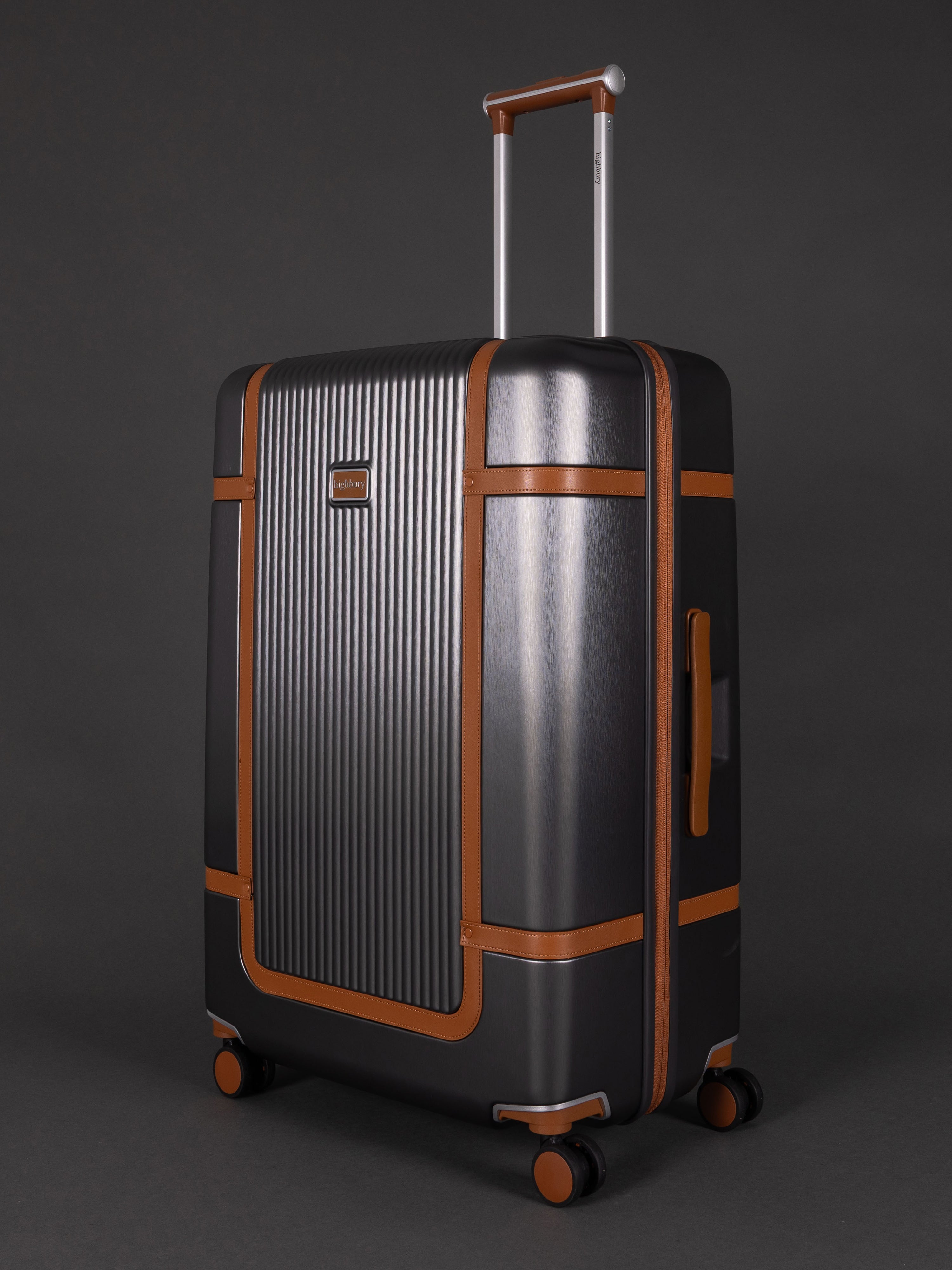 "Highbury Elegance Burgundy hard shell luggage set – 3 suitcases"