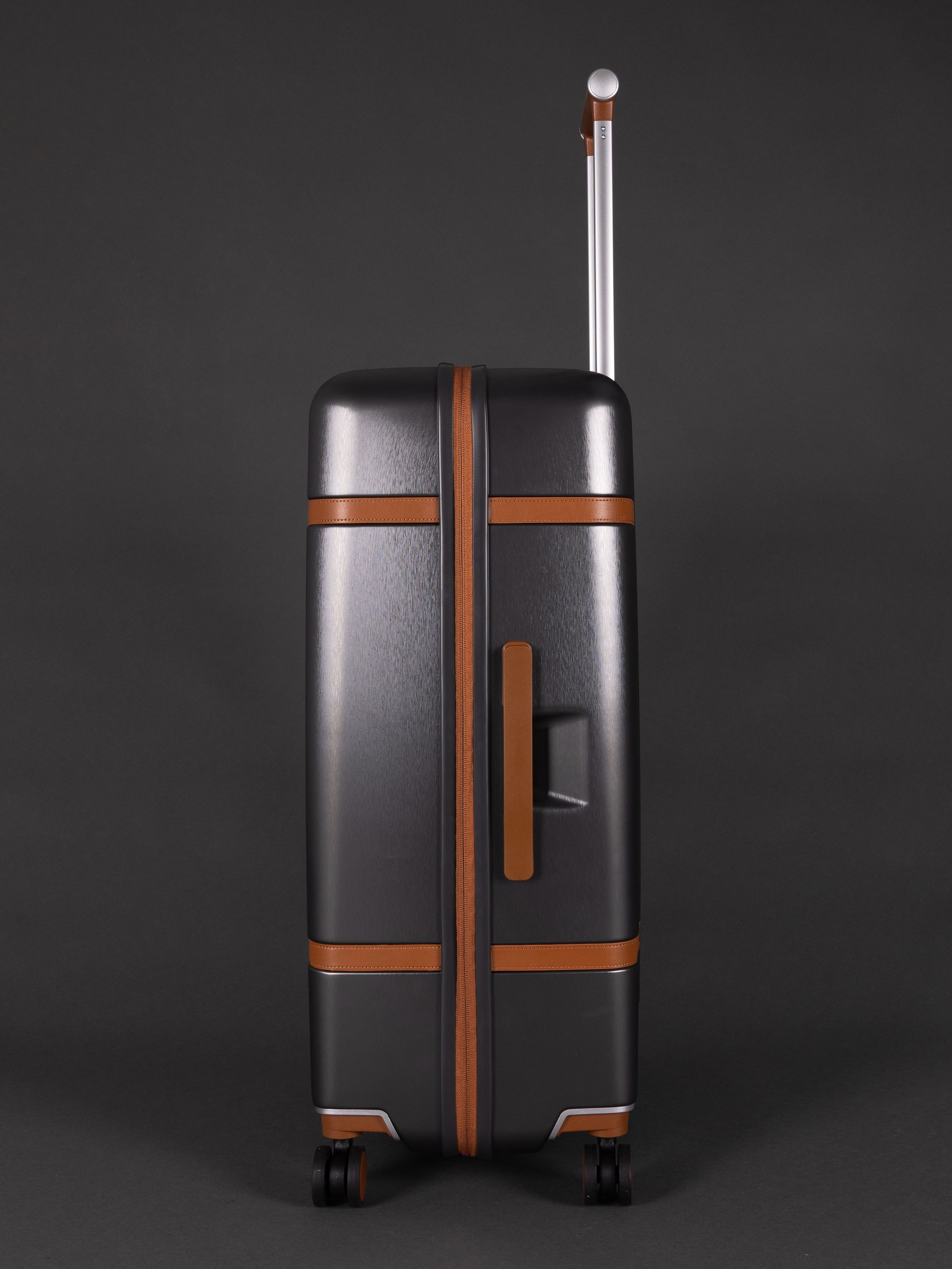 Highbury Elegance Dark Grey TSA Hard-Shell 4-Wheel Spinner Luggage – 10 Year Warranty