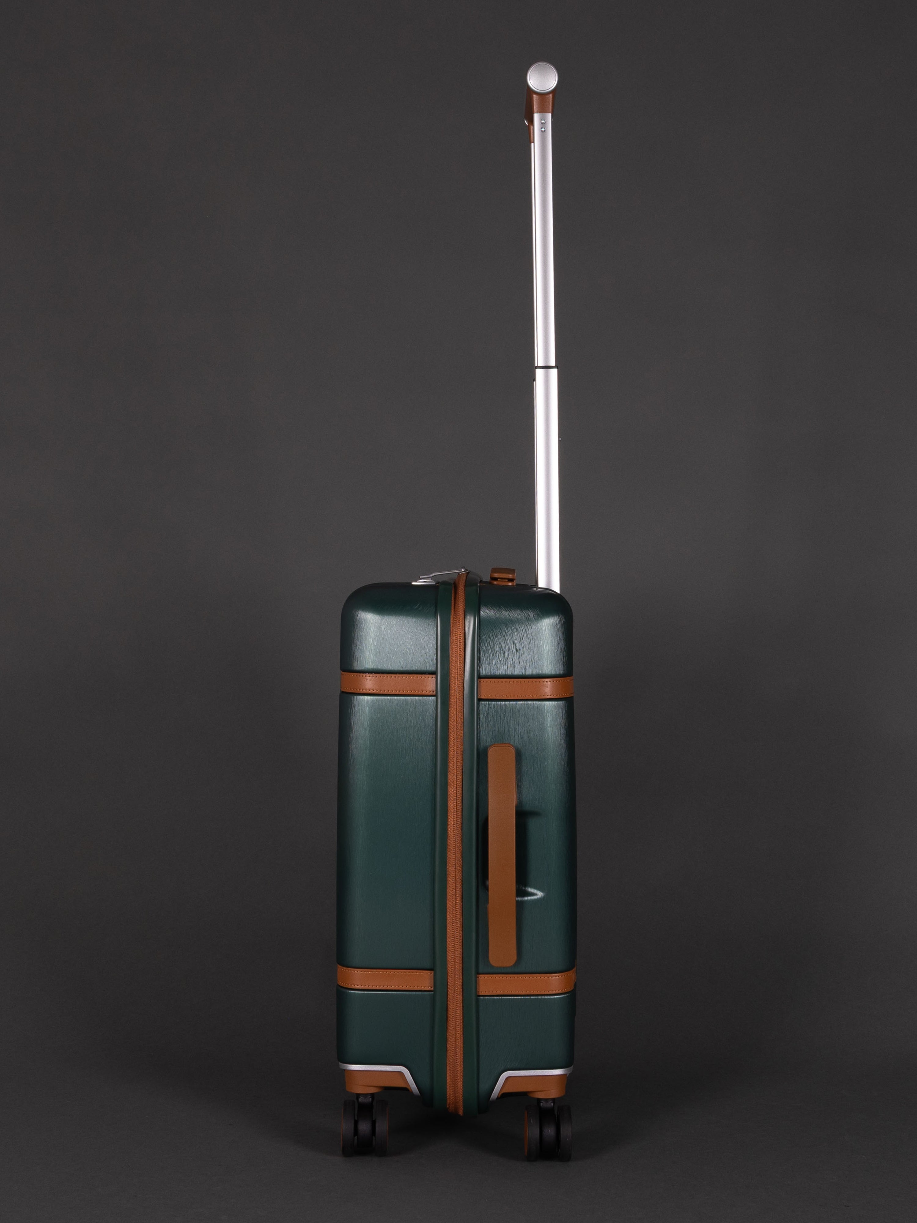 Highbury Elegance Forest Green TSA Hard-Shell 4-Wheel Spinner Luggage – 10 Year Warranty