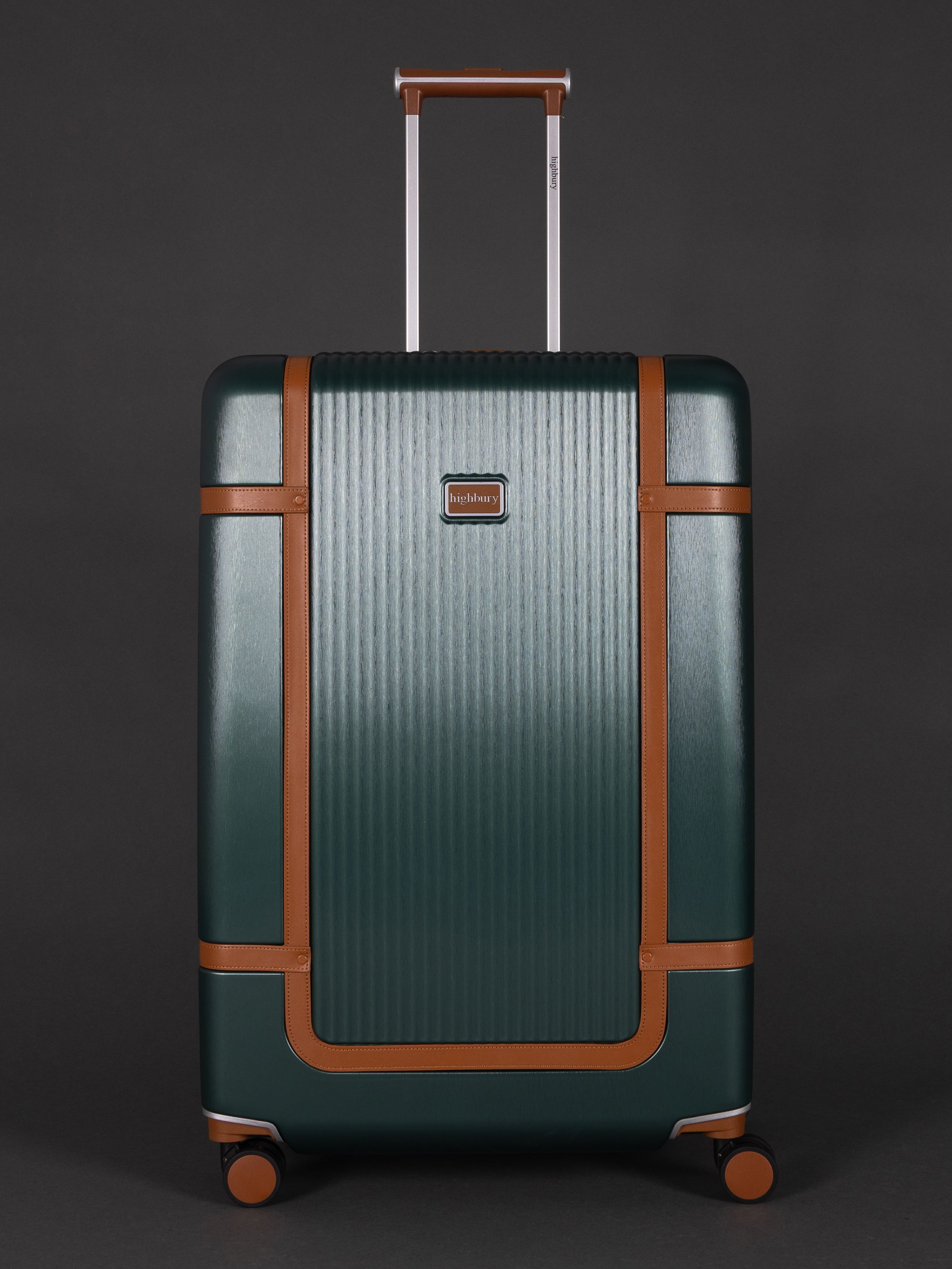 "Highbury Elegance Green hard shell luggage set – 3 suitcases"