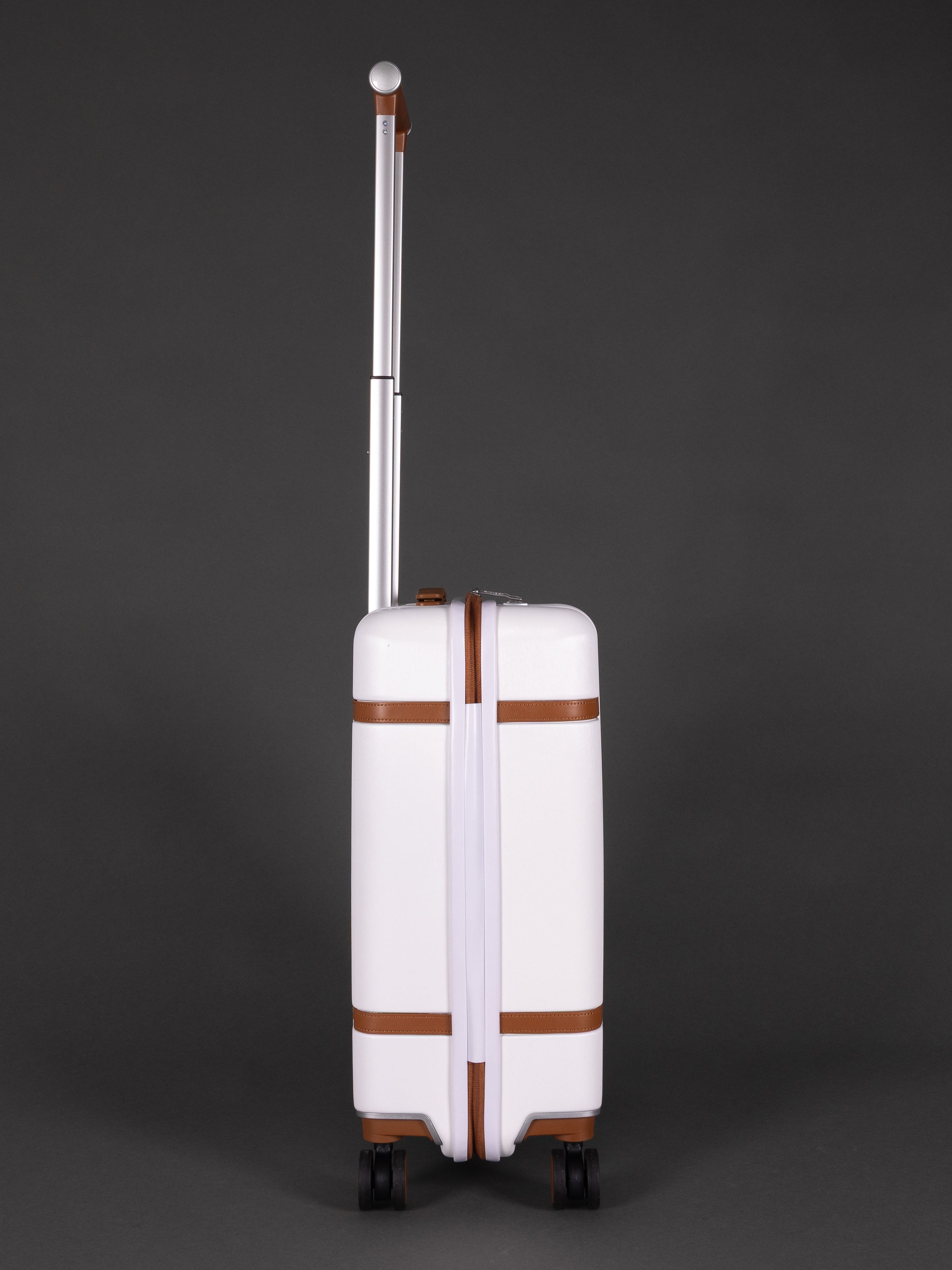 Highbury Elegance White TSA Hard-Shell 4-Wheel Spinner Luggage – 10 Year Warranty