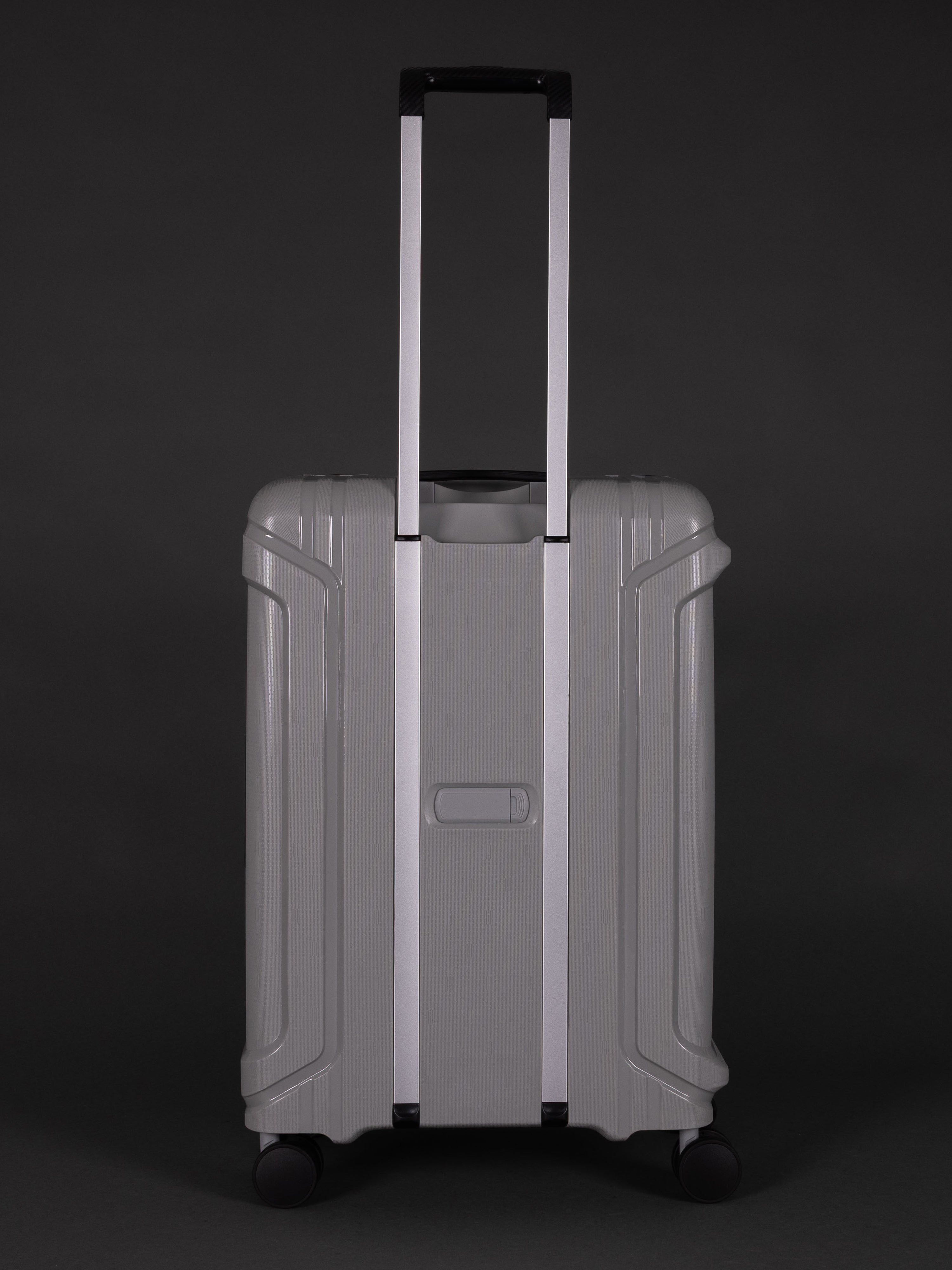 Highbury Guard Silver Hard Shell Luggage – TSA Lock Suitcase with 8 Spinner Wheels (3 Piece Set or Individual Sizes, 10-Year Warranty)