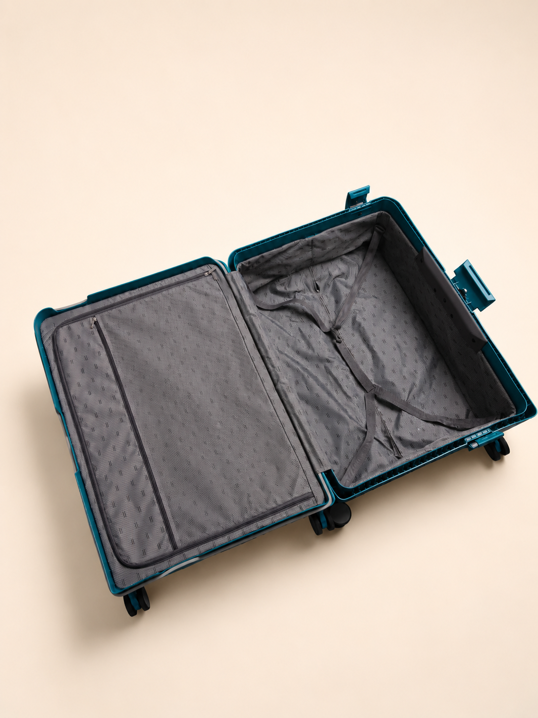 Highbury Guard Teal Hard Shell Luggage – TSA Lock Suitcase with 8 Spinner Wheels (3 Piece Set or Individual Sizes, 10-Year Warranty)