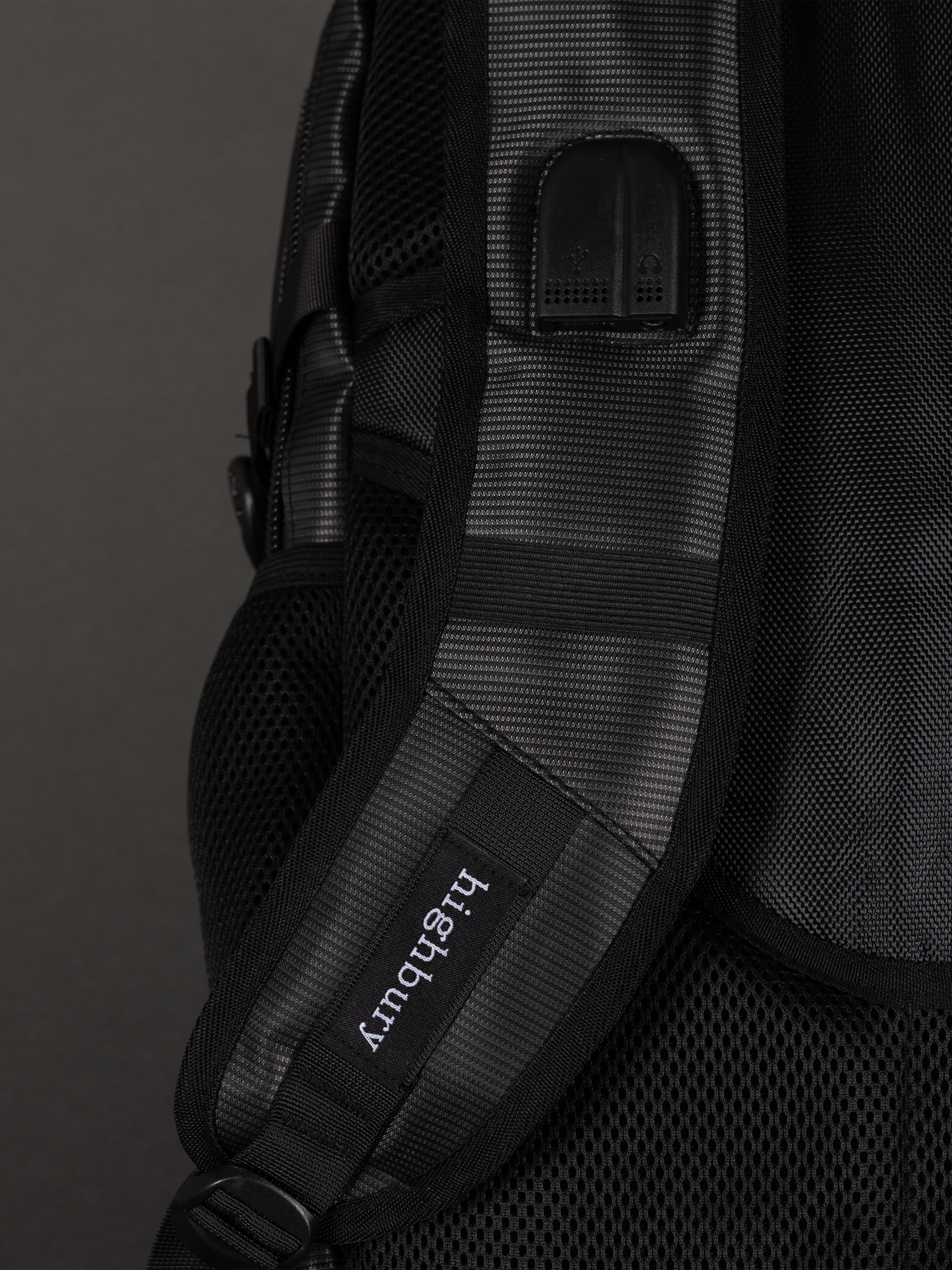 Highbury 18-Inch Black Laptop Backpack – Durable Polyester Work, School & Travel Bag with USB Charging Port