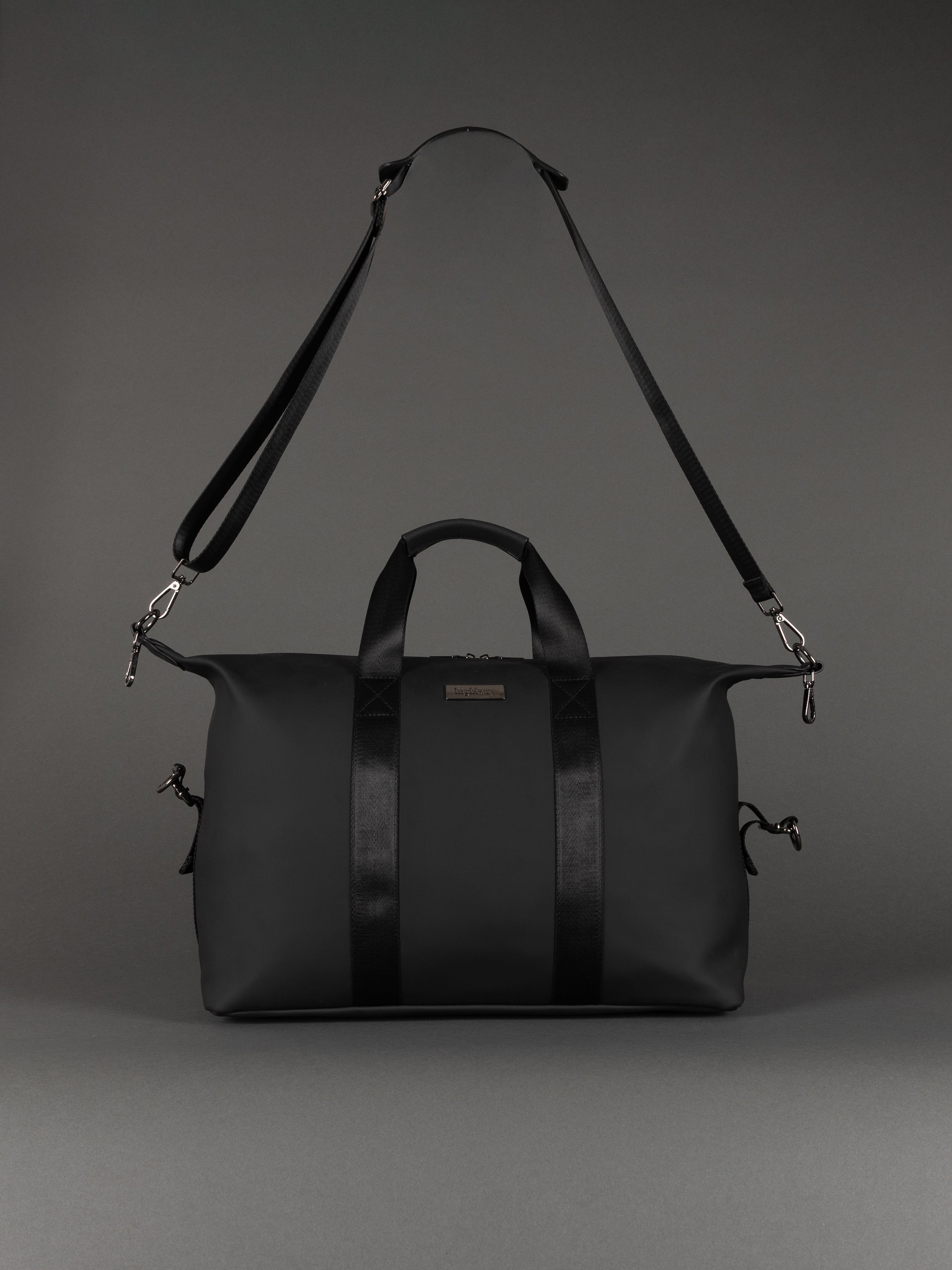 Highbury 18-Inch Spacious Travel Black Tote Bag – Cabin-Approved, Lightweight & Versatile