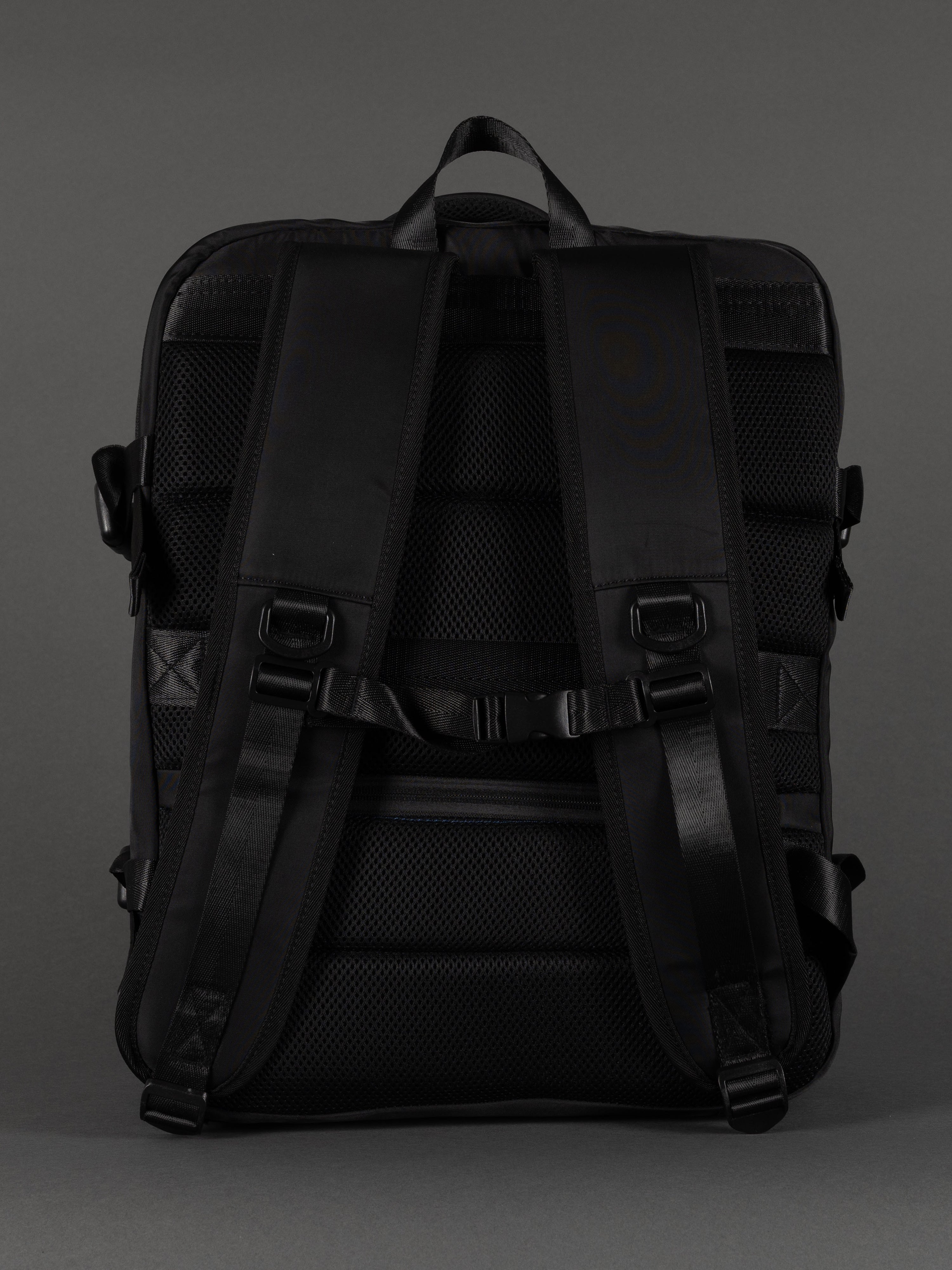 Highbury 18-Inch Black Cabin Backpack – Expandable Travel Laptop Rucksack with USB Charging Port