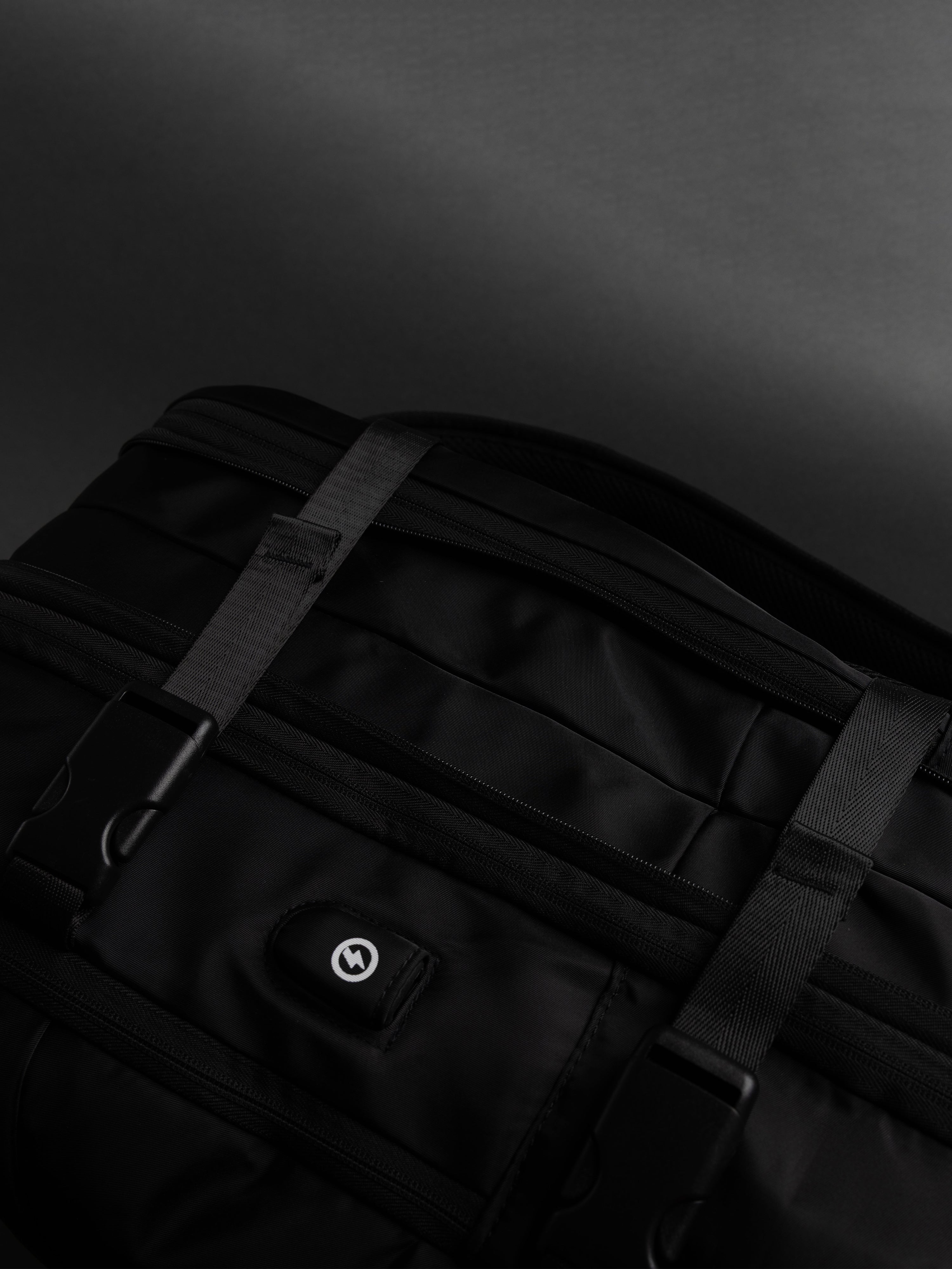 Highbury 18-Inch Black Cabin Backpack – Expandable Travel Laptop Rucksack with USB Charging Port