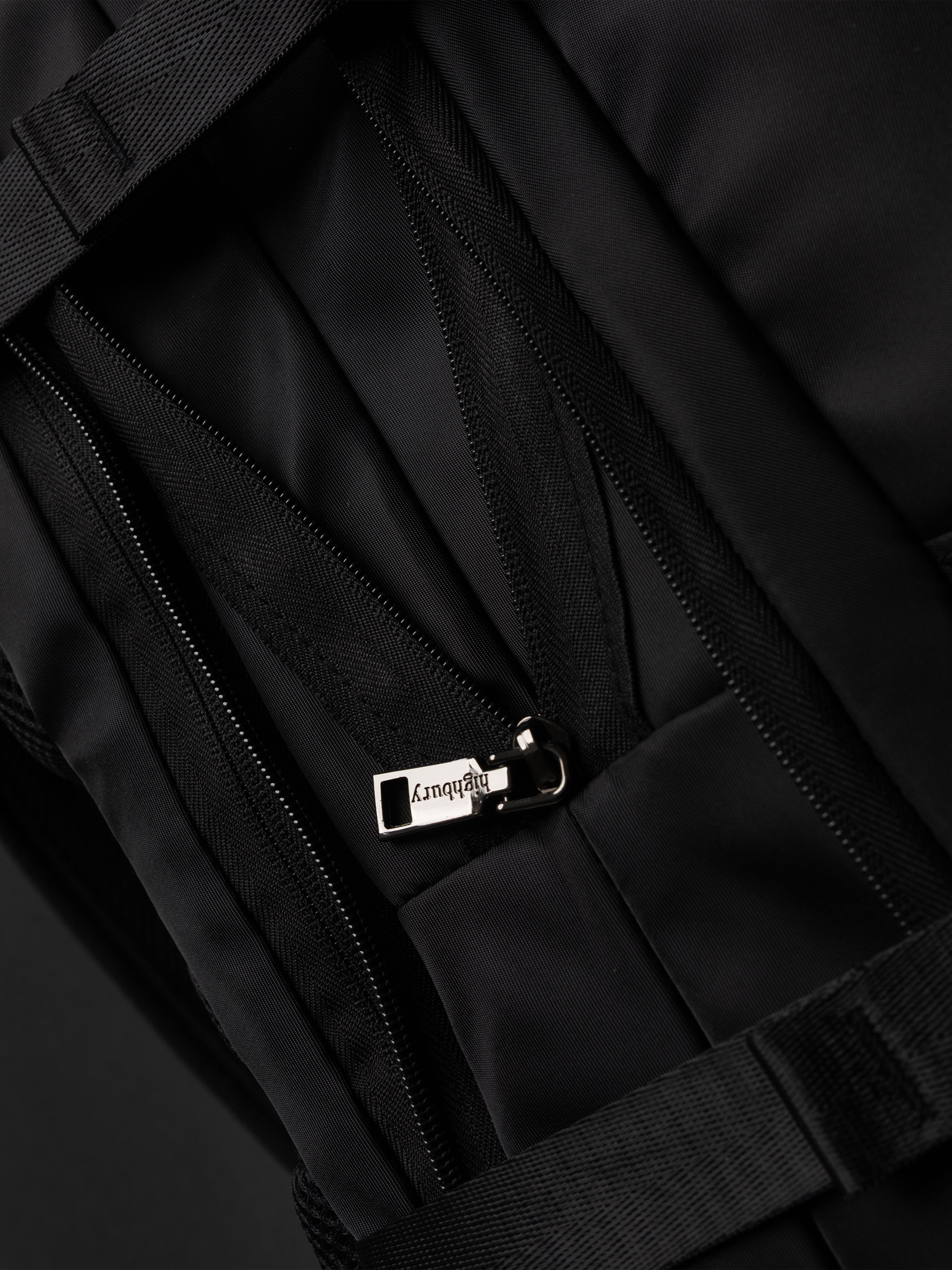 Highbury 18-Inch Black Cabin Backpack – Expandable Travel Laptop Rucksack with USB Charging Port