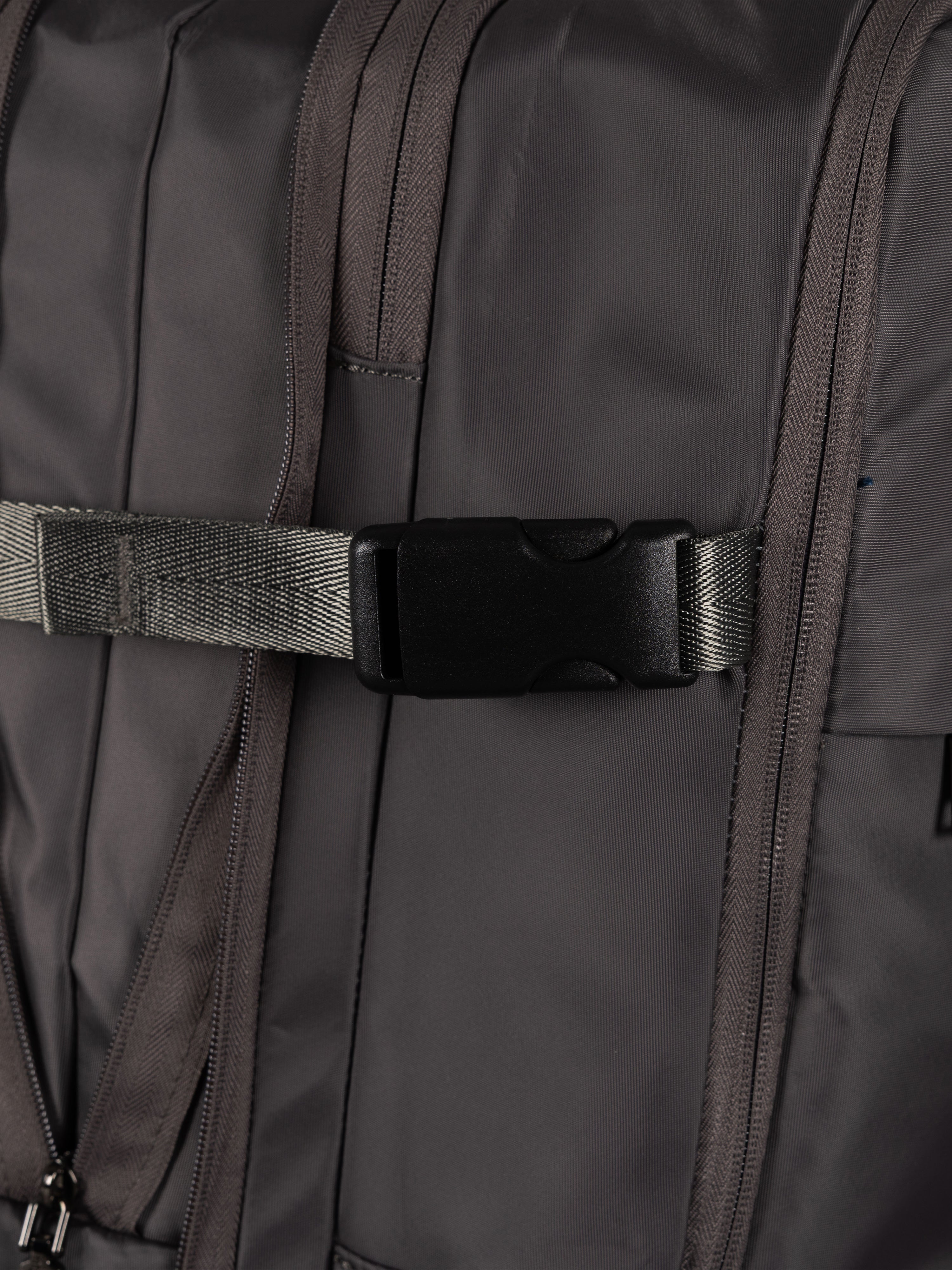 Highbury 18-Inch Grey Cabin Backpack – Expandable Travel Laptop Rucksack with USB Charging Port