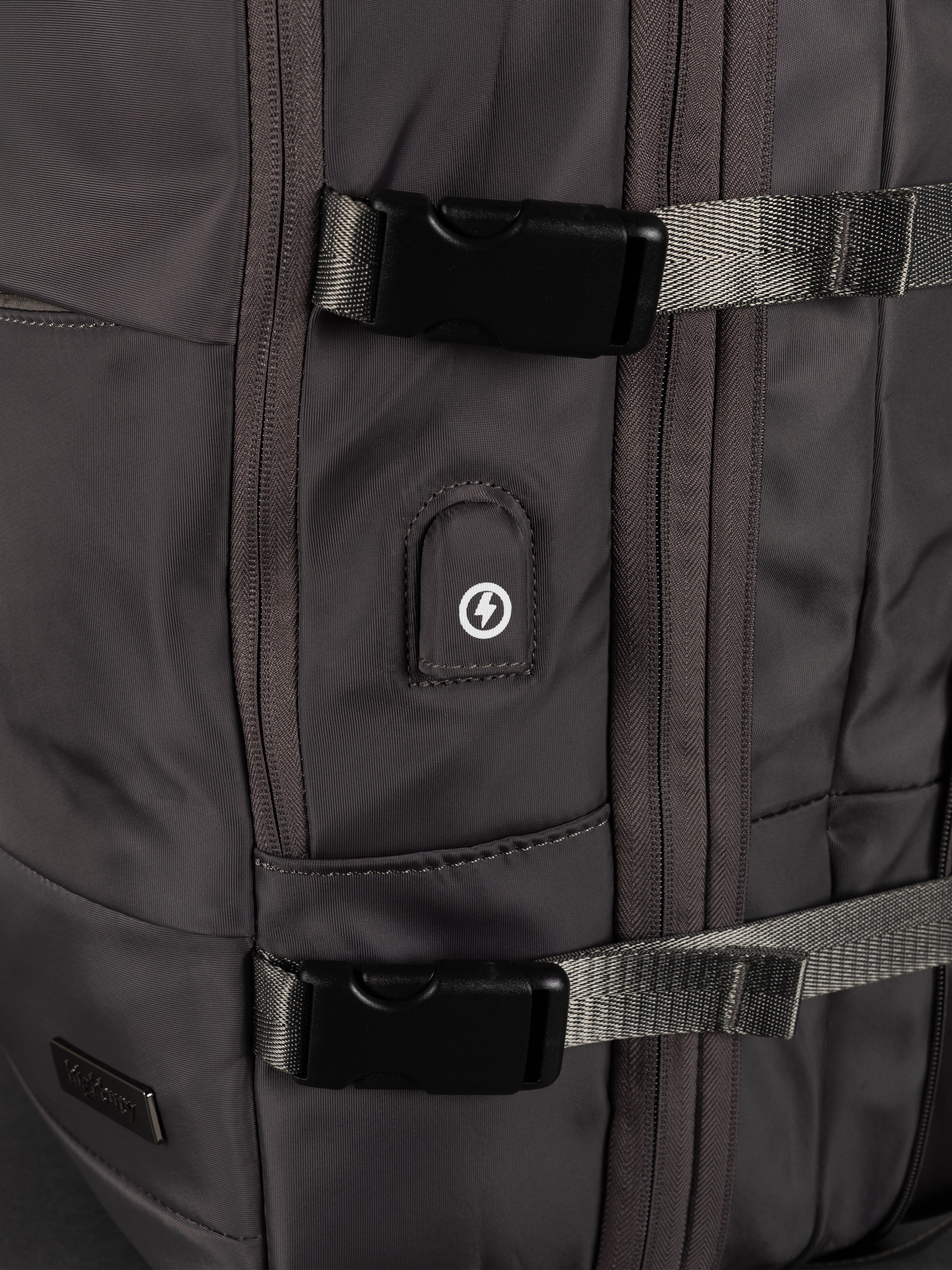 Highbury 18-Inch Grey Cabin Backpack – Expandable Travel Laptop Rucksack with USB Charging Port