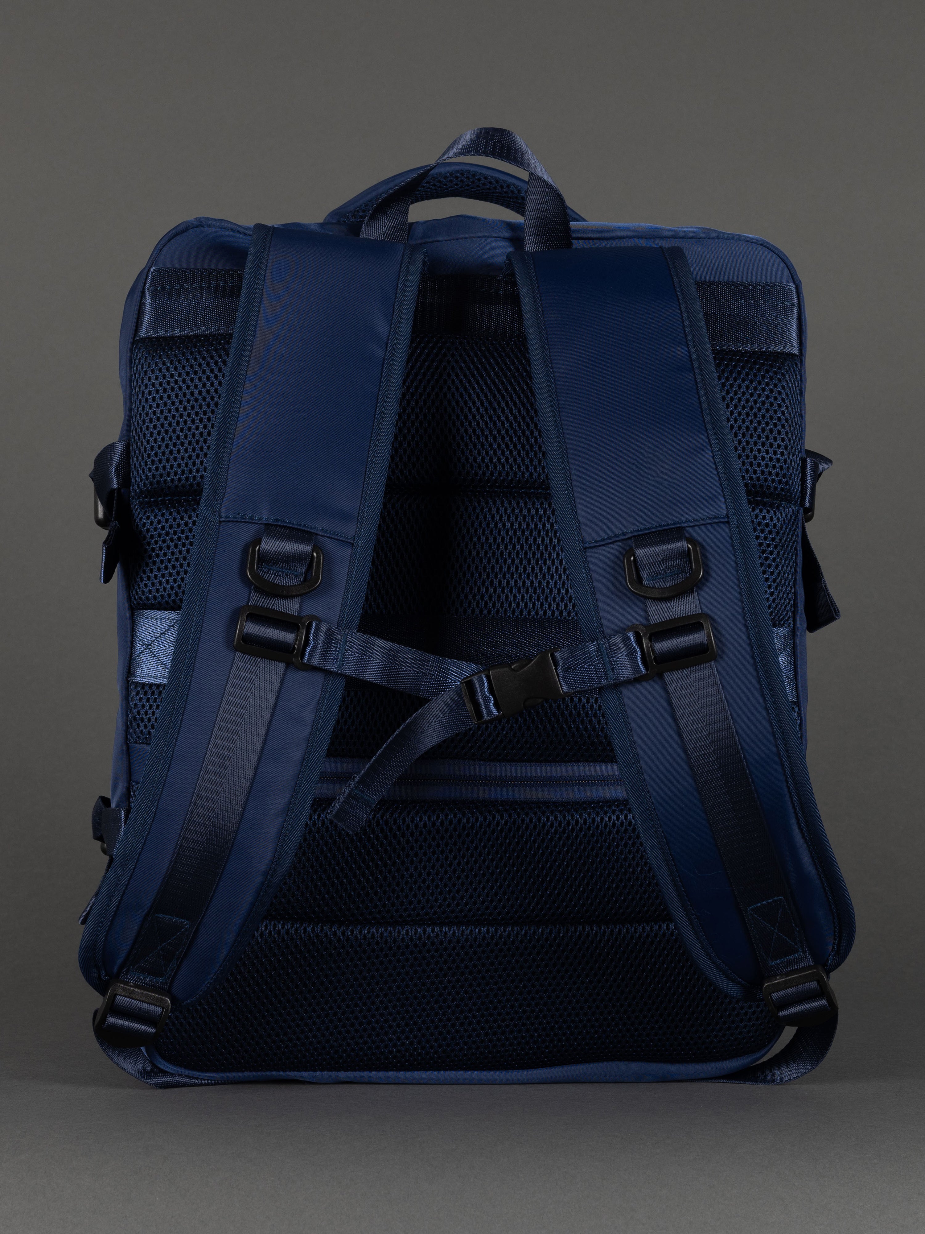 "Christmas gift idea – navy expandable laptop backpack with USB charging"