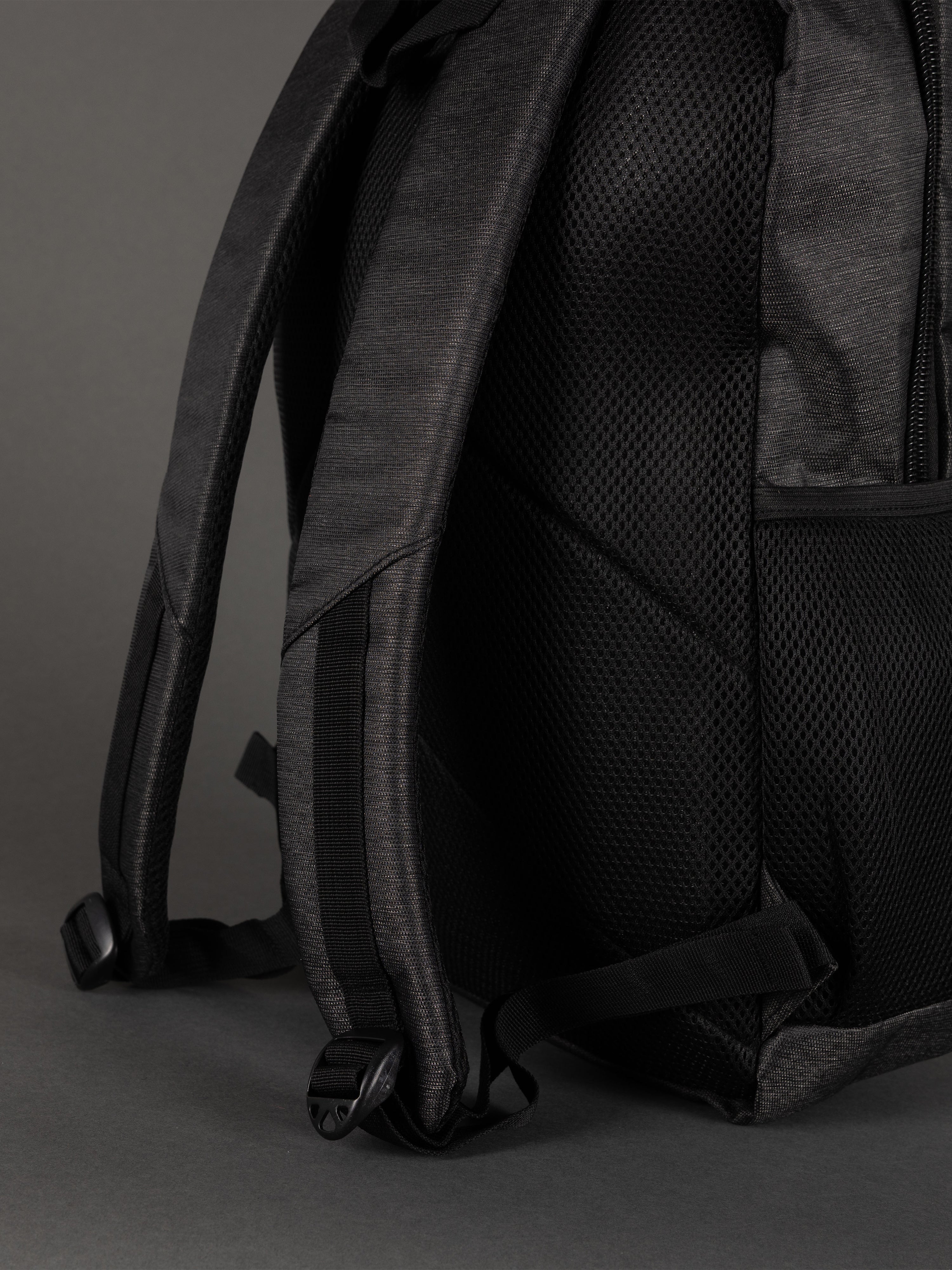 Highbury 18-Inch Dark Grey Laptop Backpack – Polyester Cabin-Size Work, School & Travel Bag