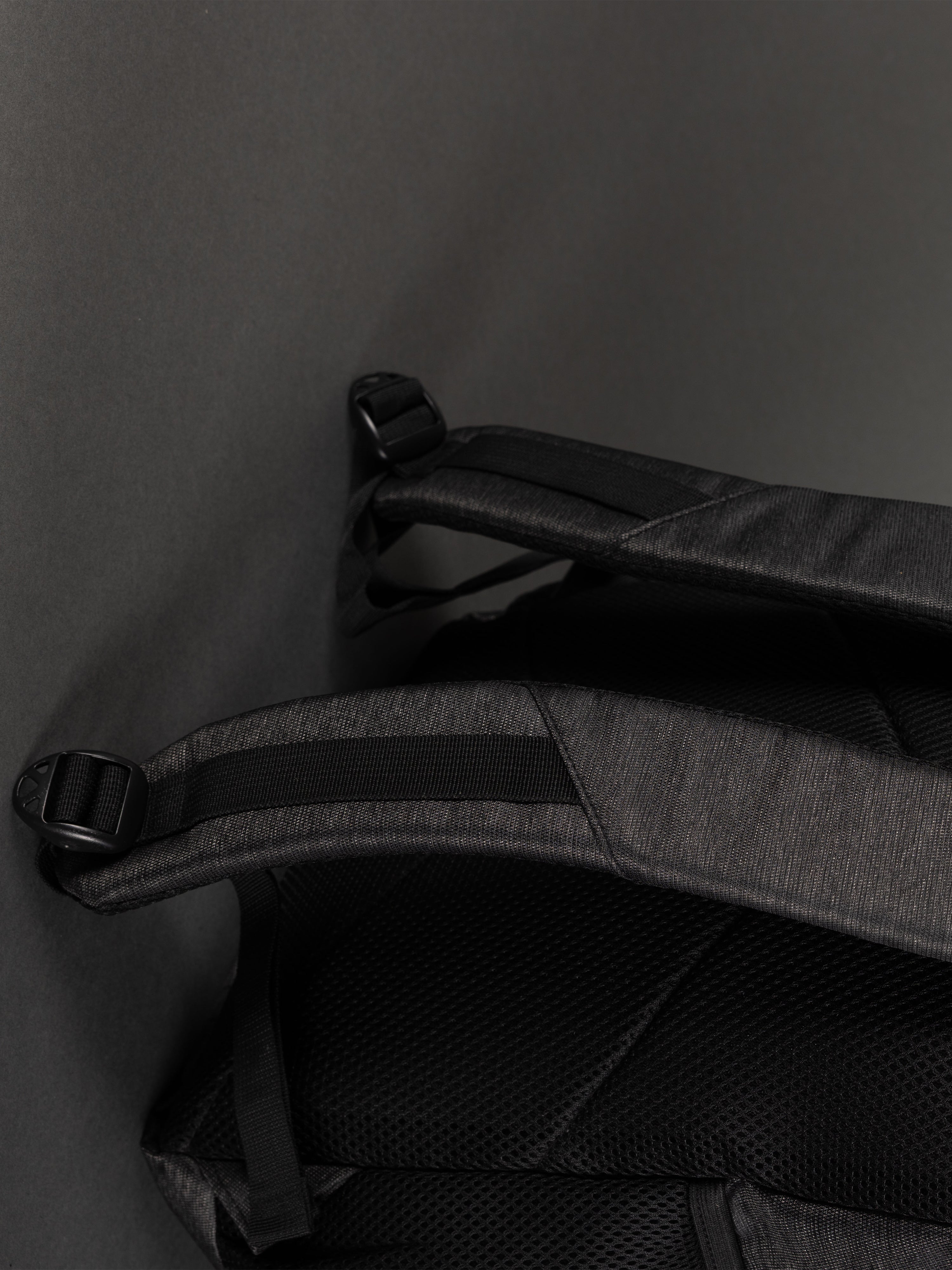 Highbury 18-Inch Dark Grey Laptop Backpack – Polyester Cabin-Size Work, School & Travel Bag