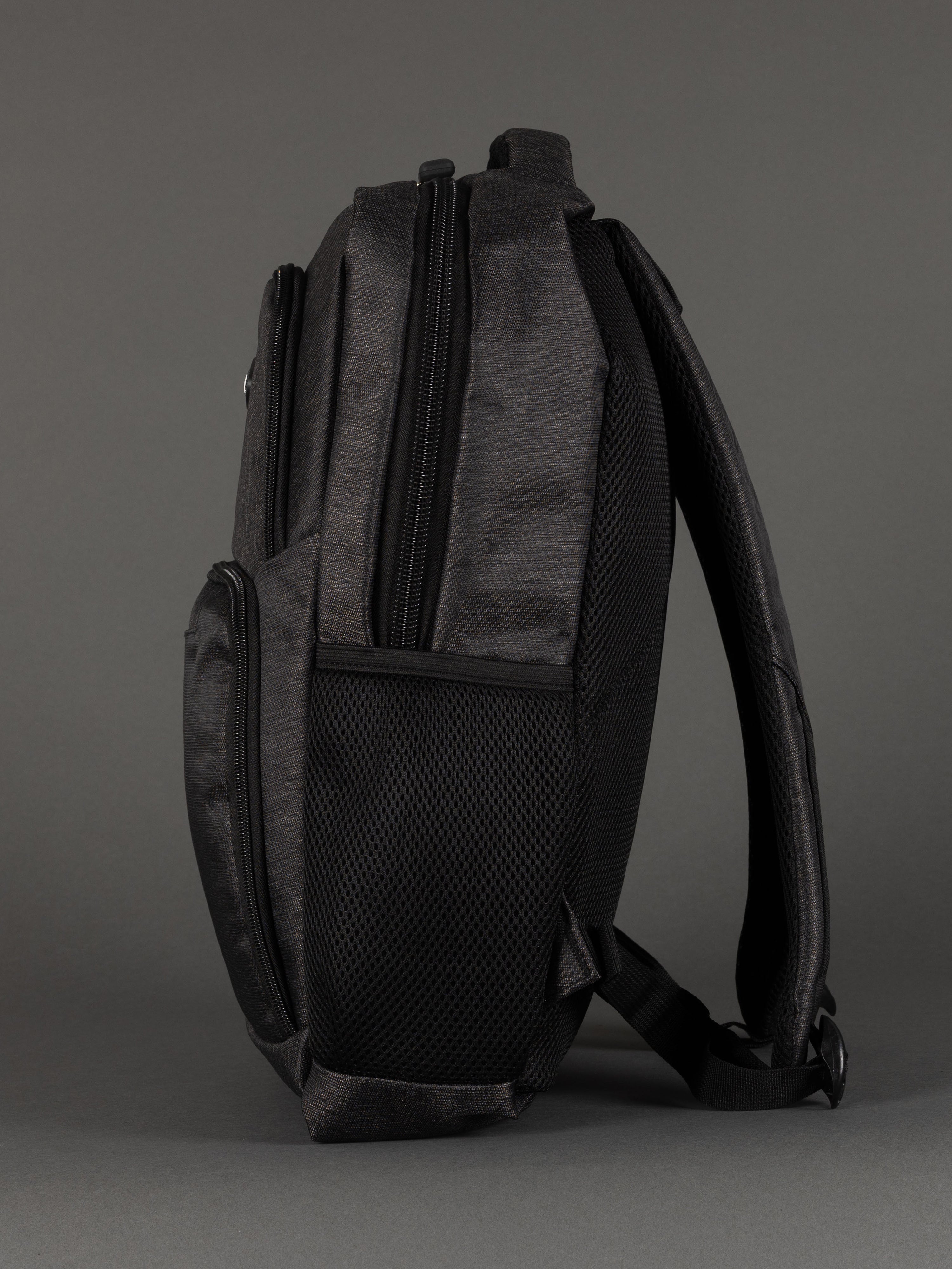 "Highbury 18-inch grey rucksack for business, travel, and commuting"