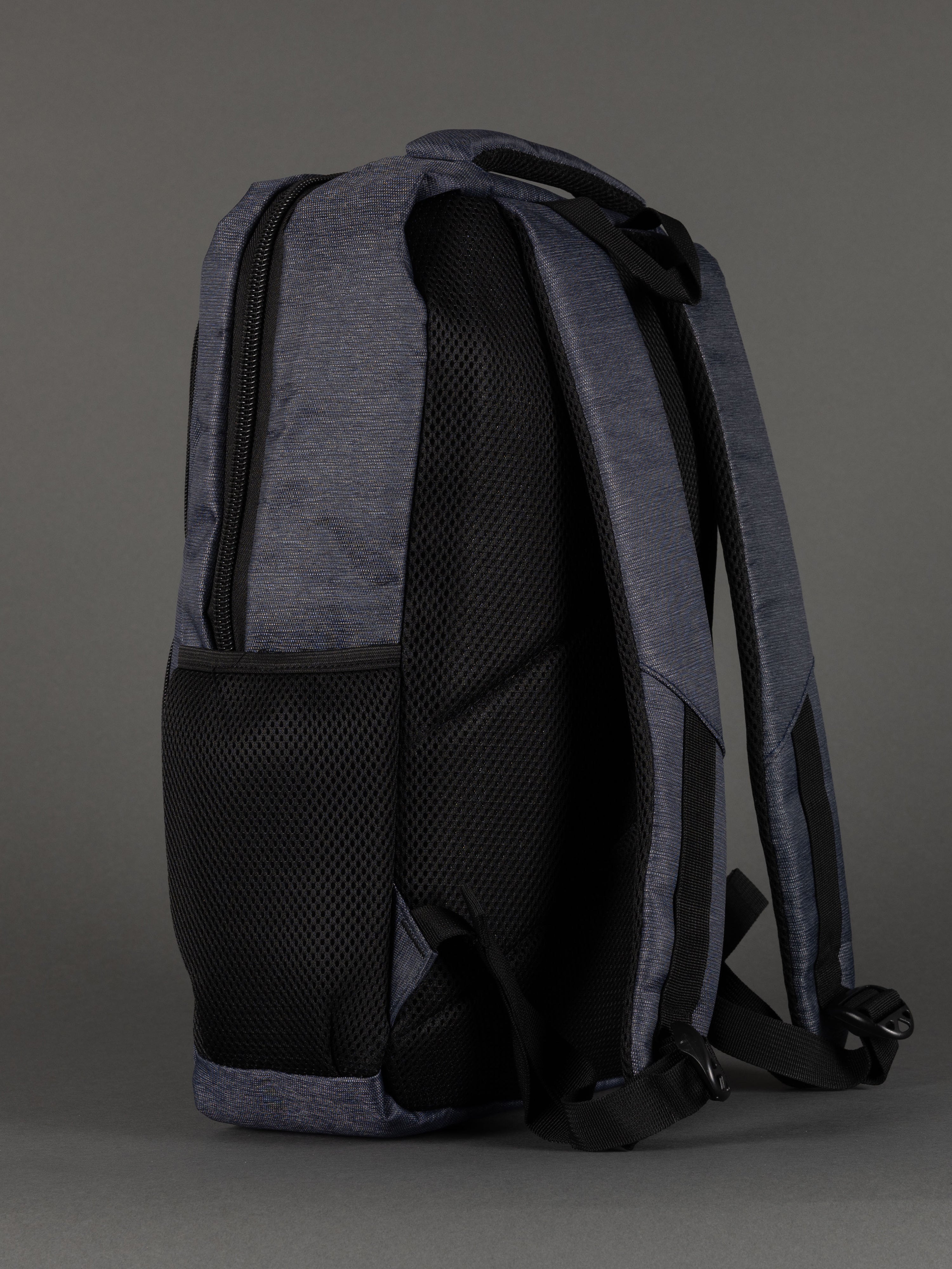 "Highbury 18-inch navy rucksack for travel and commuting"