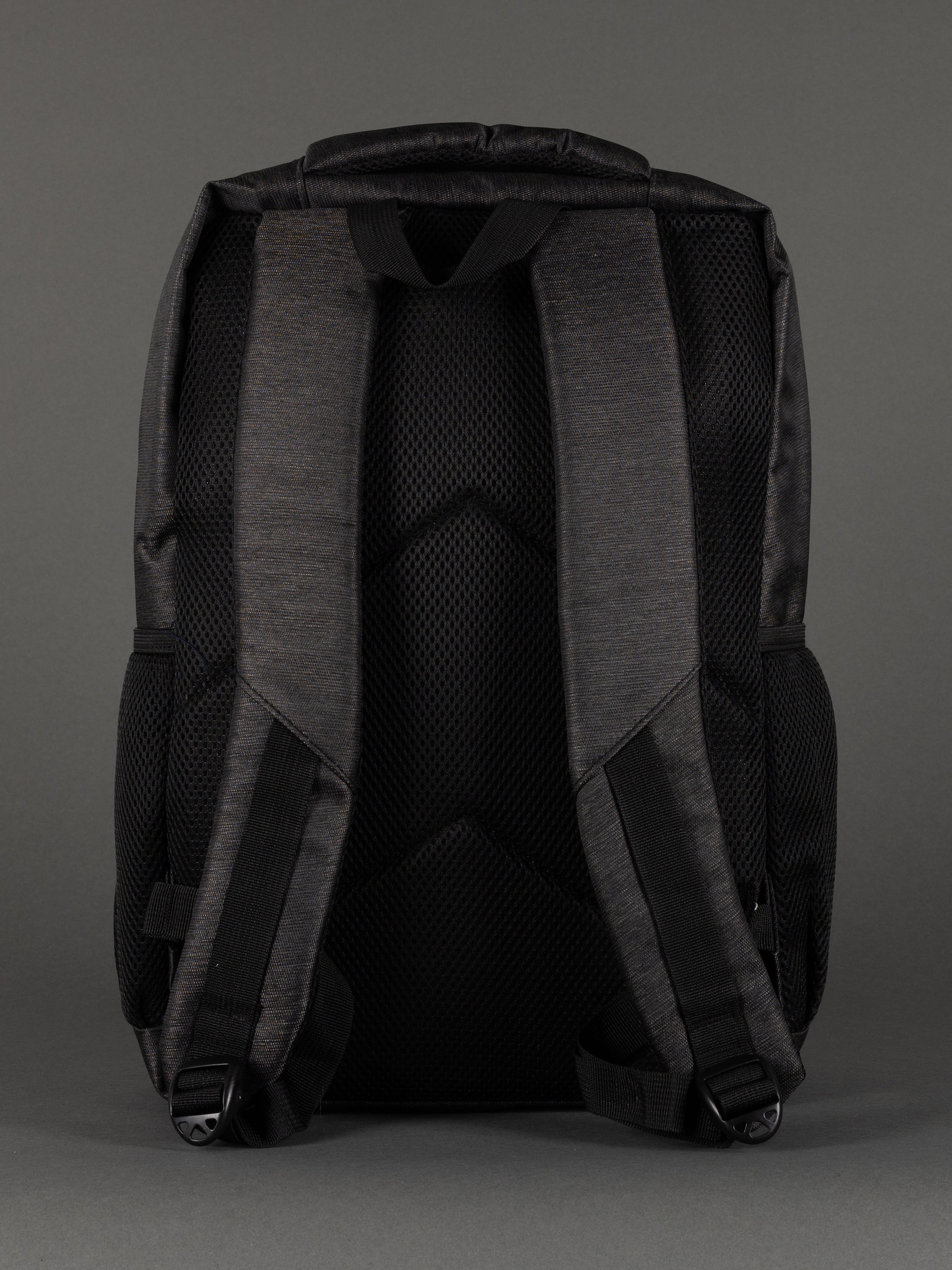 "Durable polyester grey cabin-size backpack – 45 x 30 x 18 cm"