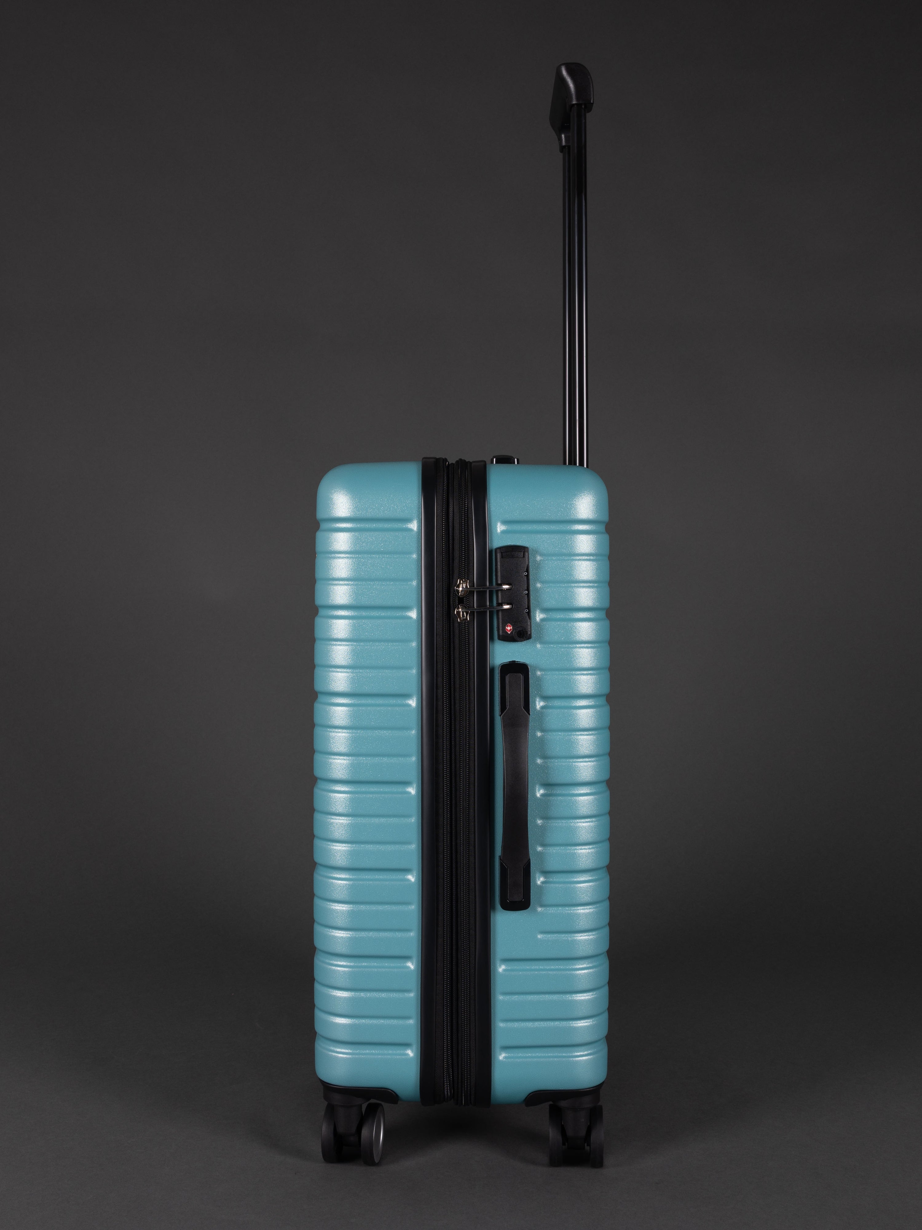 “Lightweight BEOW hard-shell luggage set – 3 piece expandable suitcases with 360-degree spinner wheels"