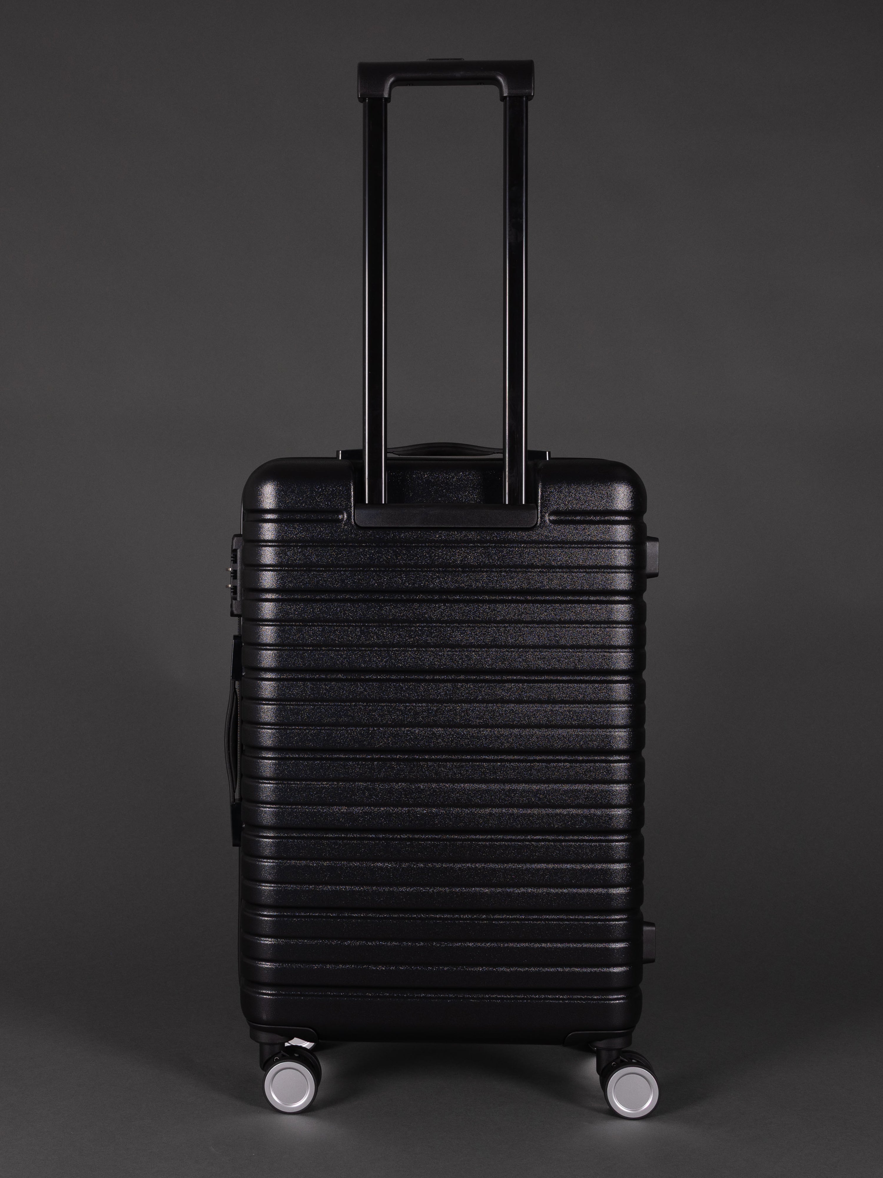 BEOW 3 Piece Black Luggage Set – 20", 24" & 28" Suitcases with Expandable Hard Shell, Spinner Wheels & TSA Locks