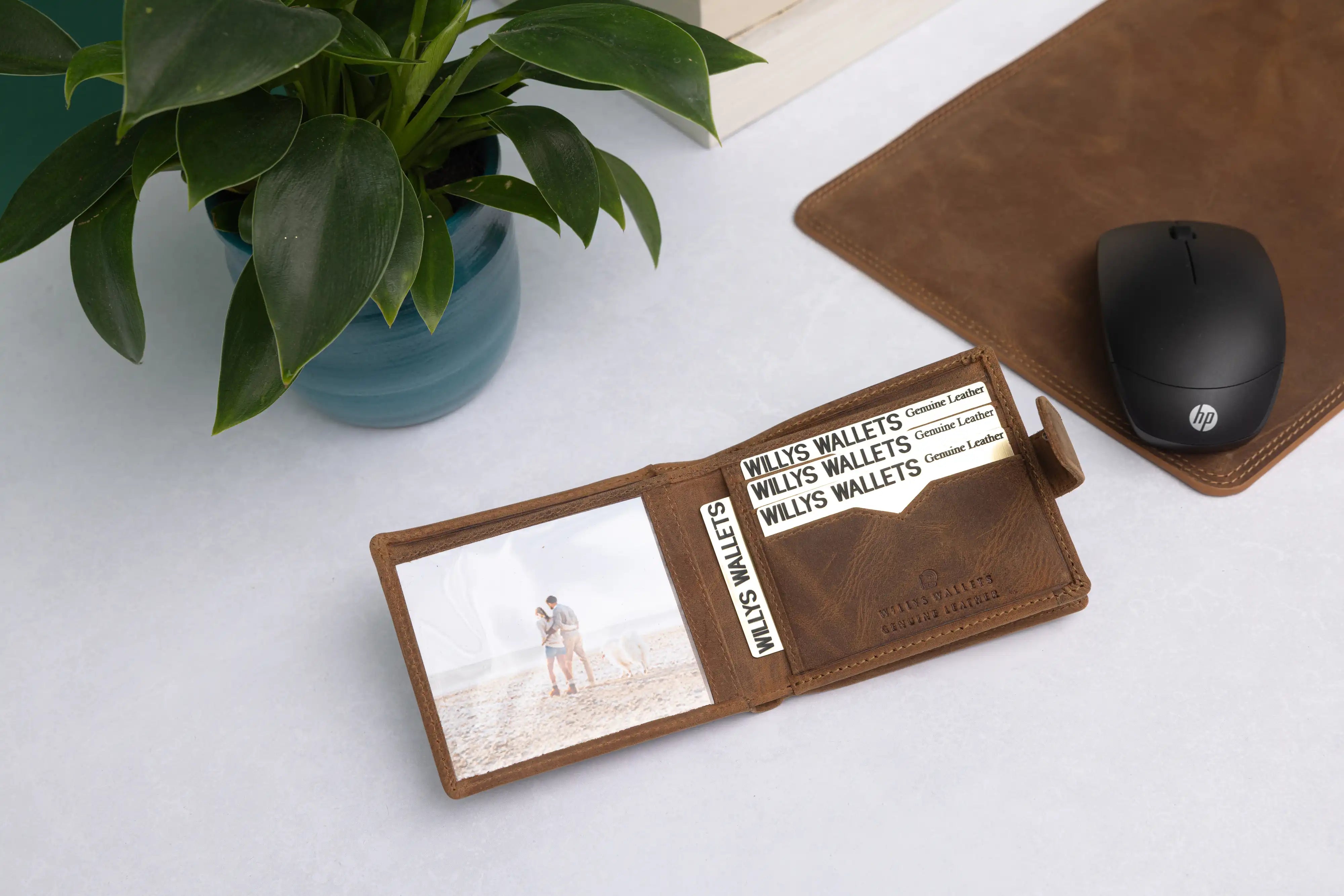 Personalised Rustic Brown Leather Wallet – Bifold with Large Zip Coin Pocket