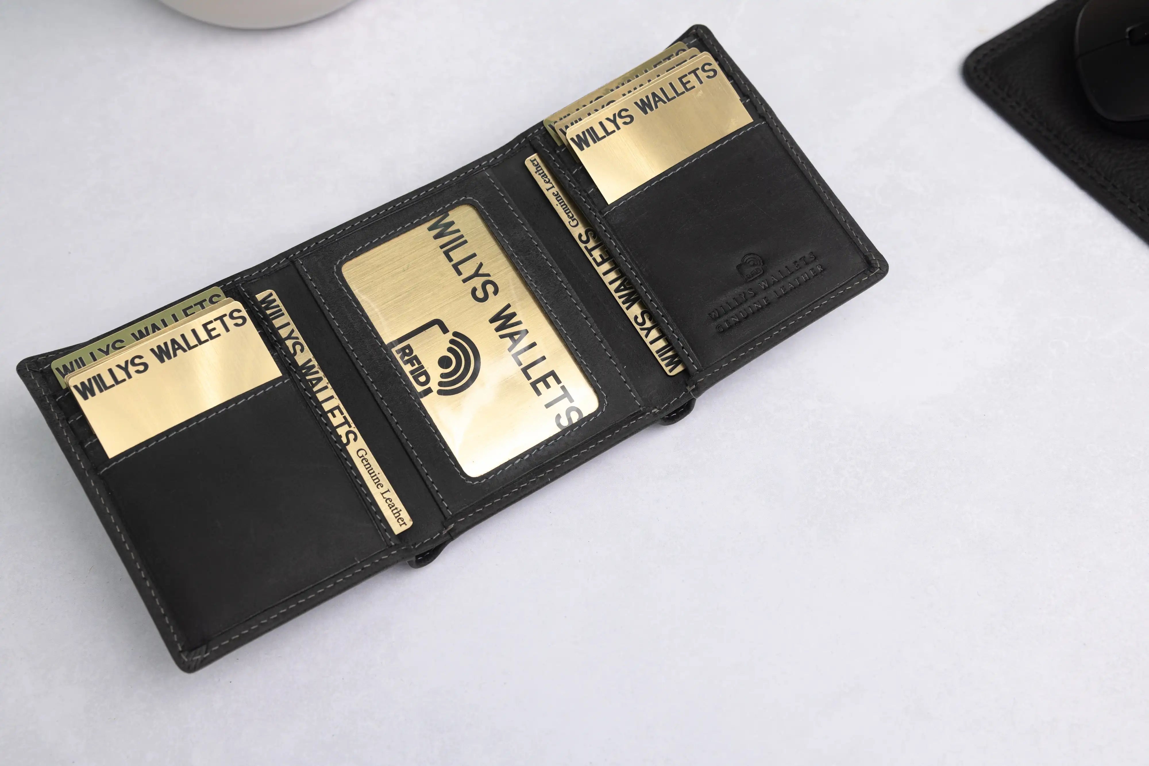 Personalised Black Hunter Leather Wallet – Trifold RFID Wallet for Men