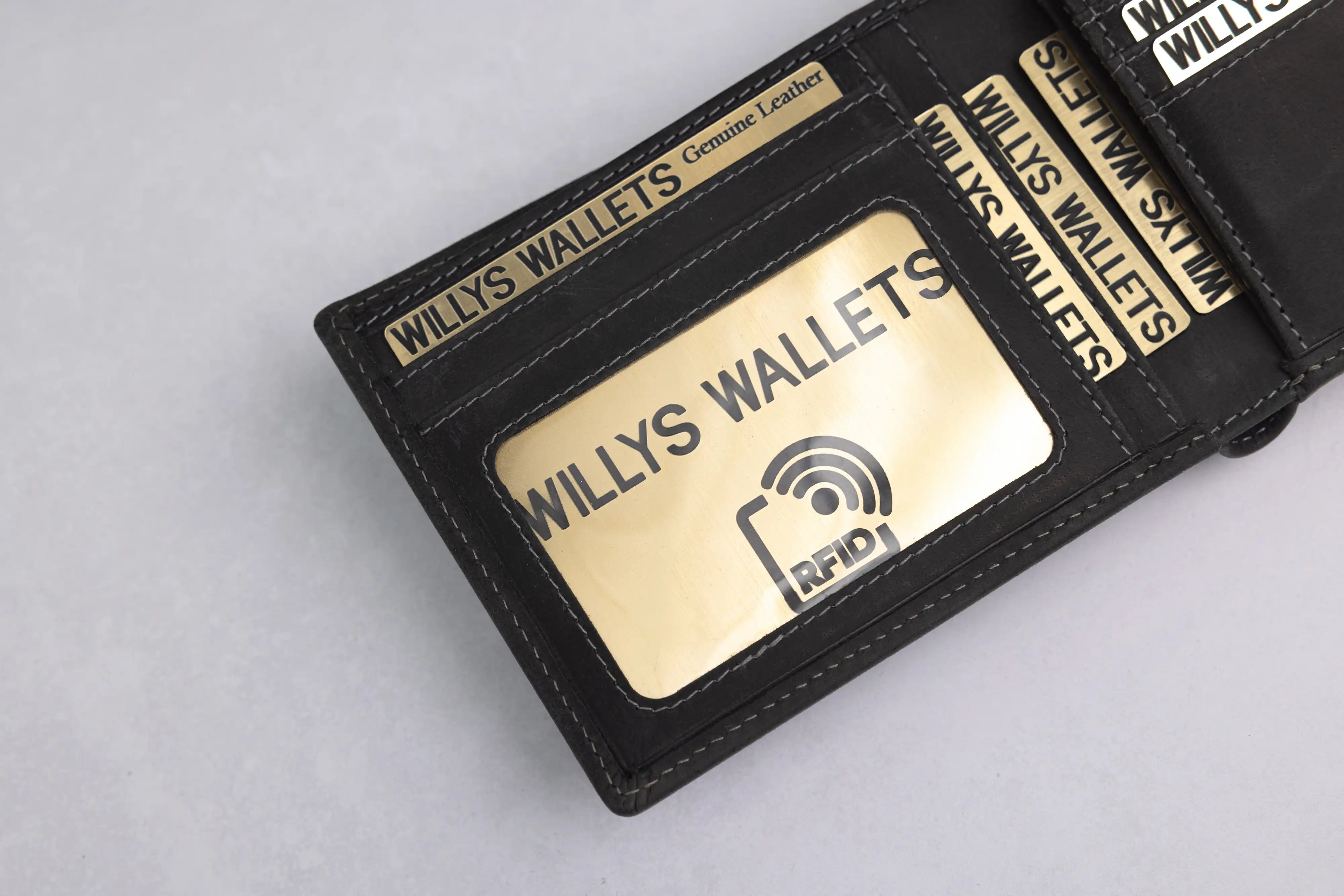 Personalised Black Hunter Leather Wallet – Bifold with Zip Coin Pocket & RFID Protection