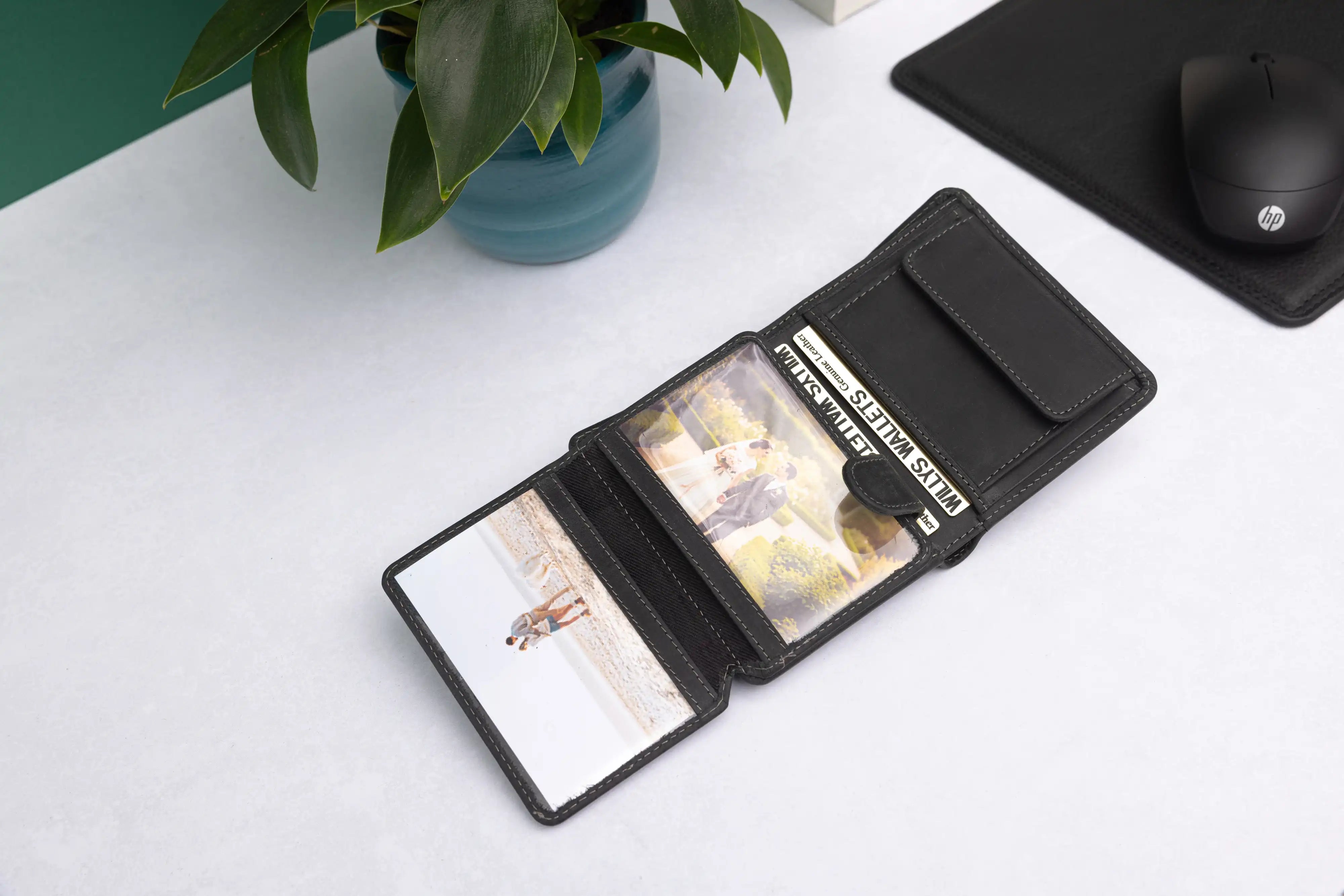 Personalised Black Hunter Leather Wallet – Trifold RFID Wallet for Men