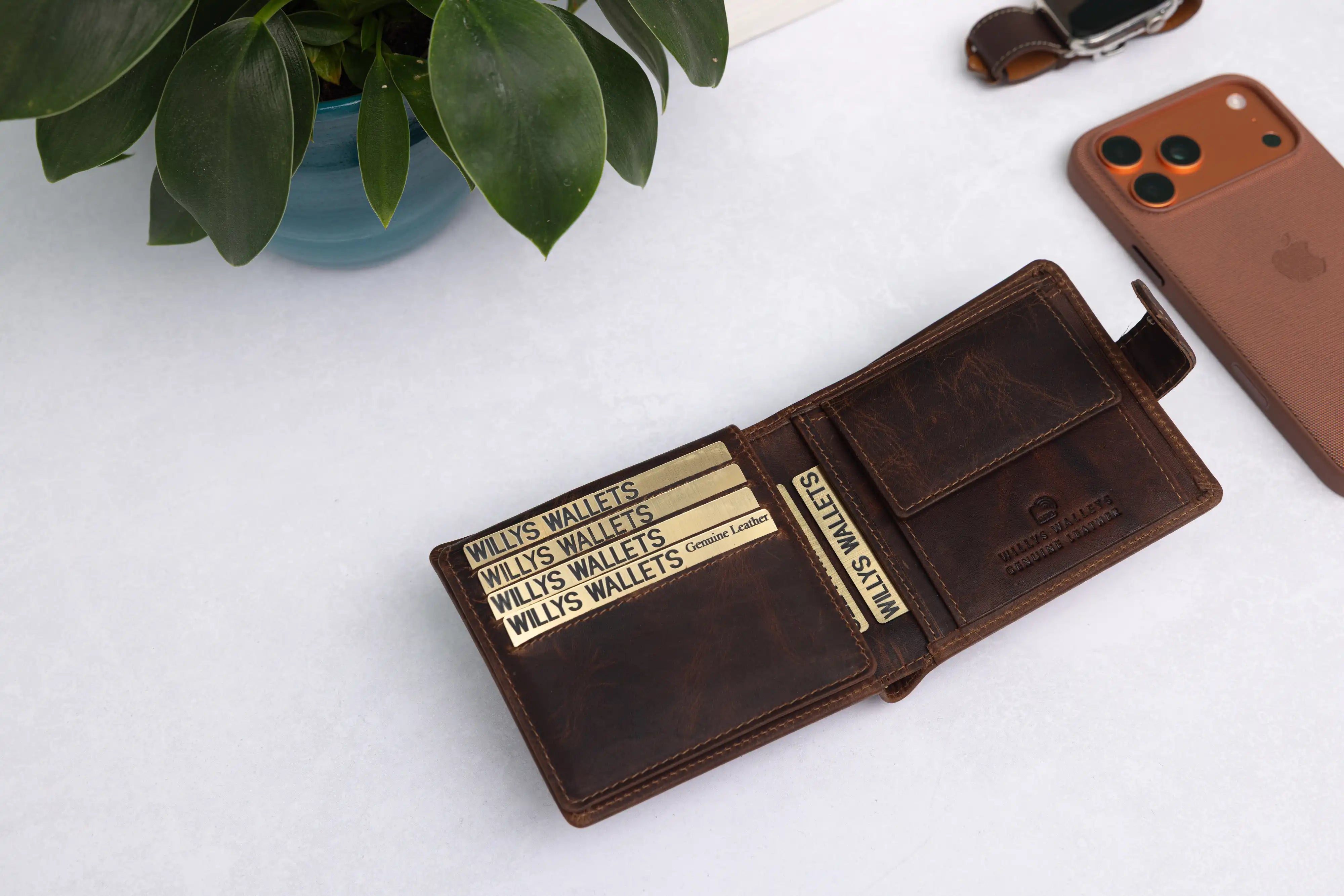 Personalised Brown Leather Wallet – Bifold with Coin Pocket