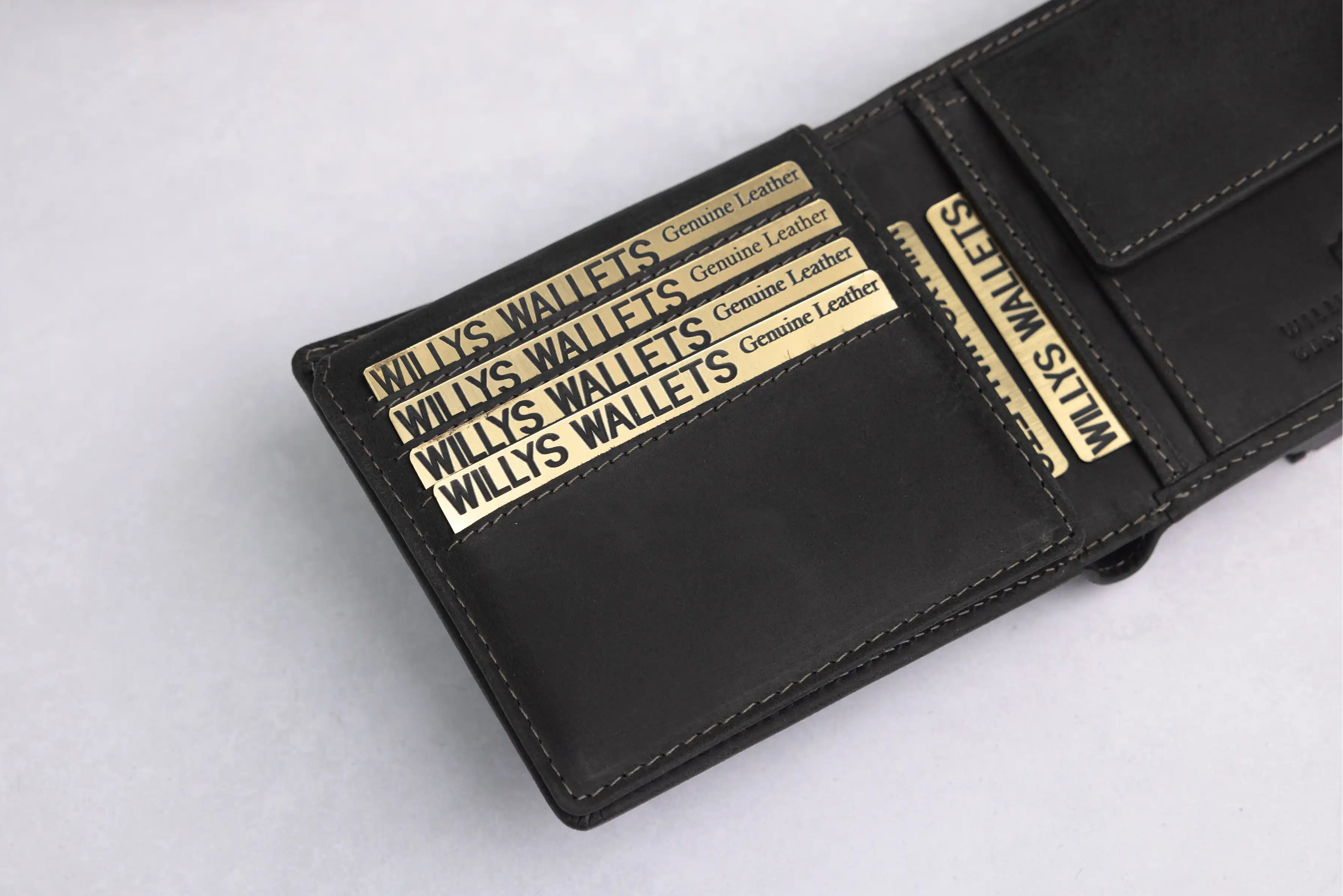 Personalised Black Hunter Leather Wallet – Bifold with Coin Pocket & RFID Protection