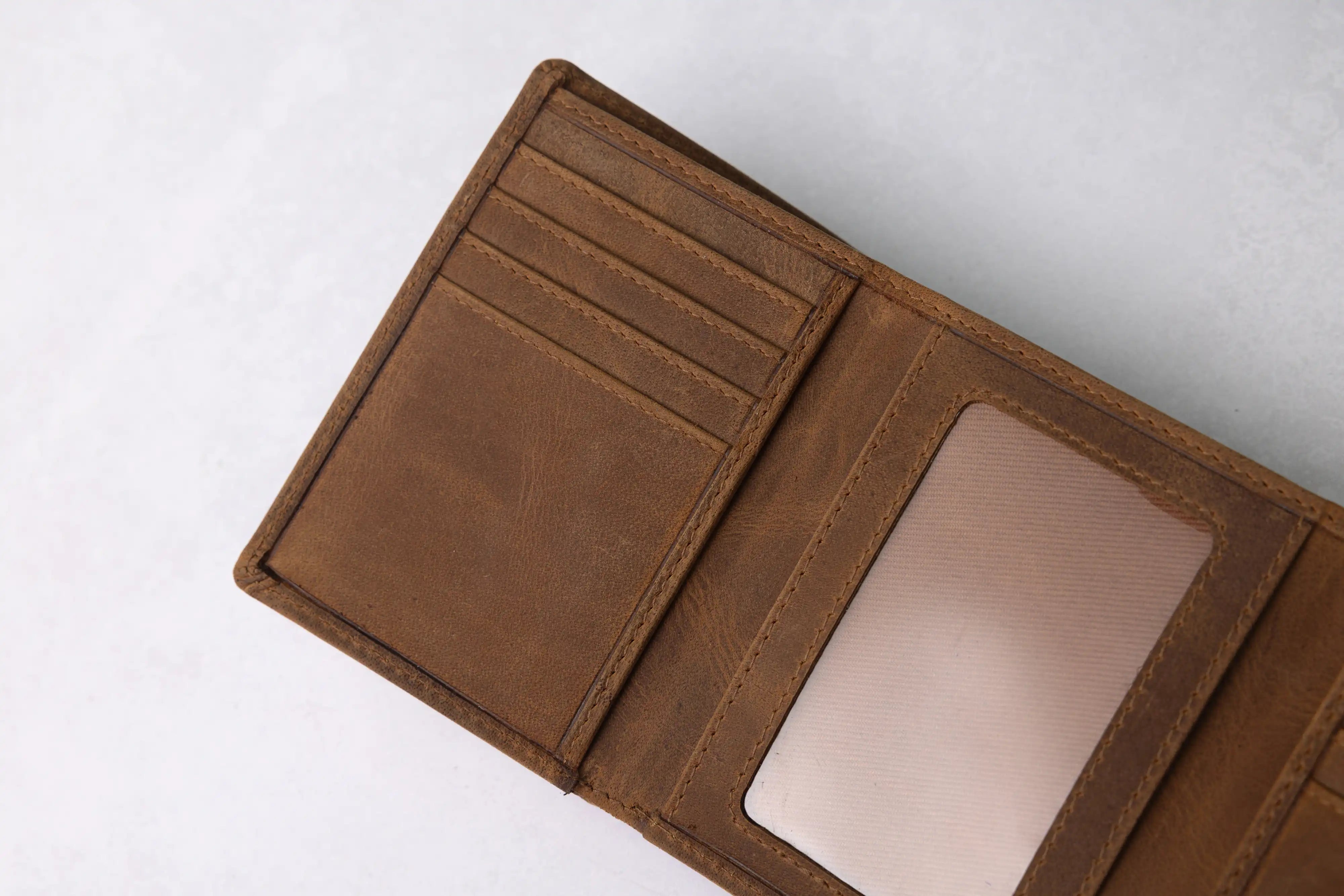 Personalised Rustic Brown Leather Wallet – Trifold RFID Wallet for Men