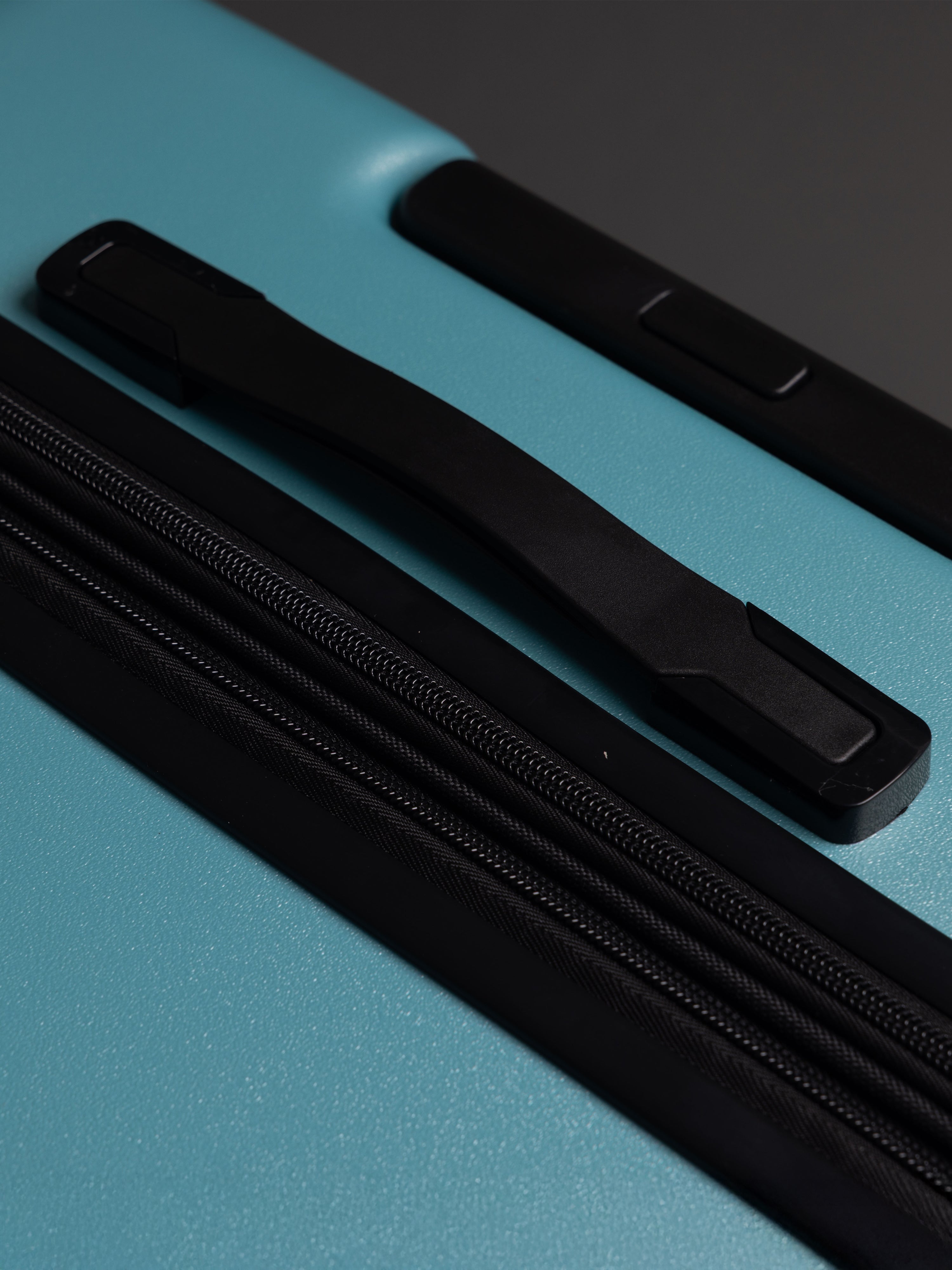 BEOW 3 Piece Teal Luggage Set – 20", 24" & 28" Suitcases with Expandable Hard Shell, Spinner Wheels & TSA Locks