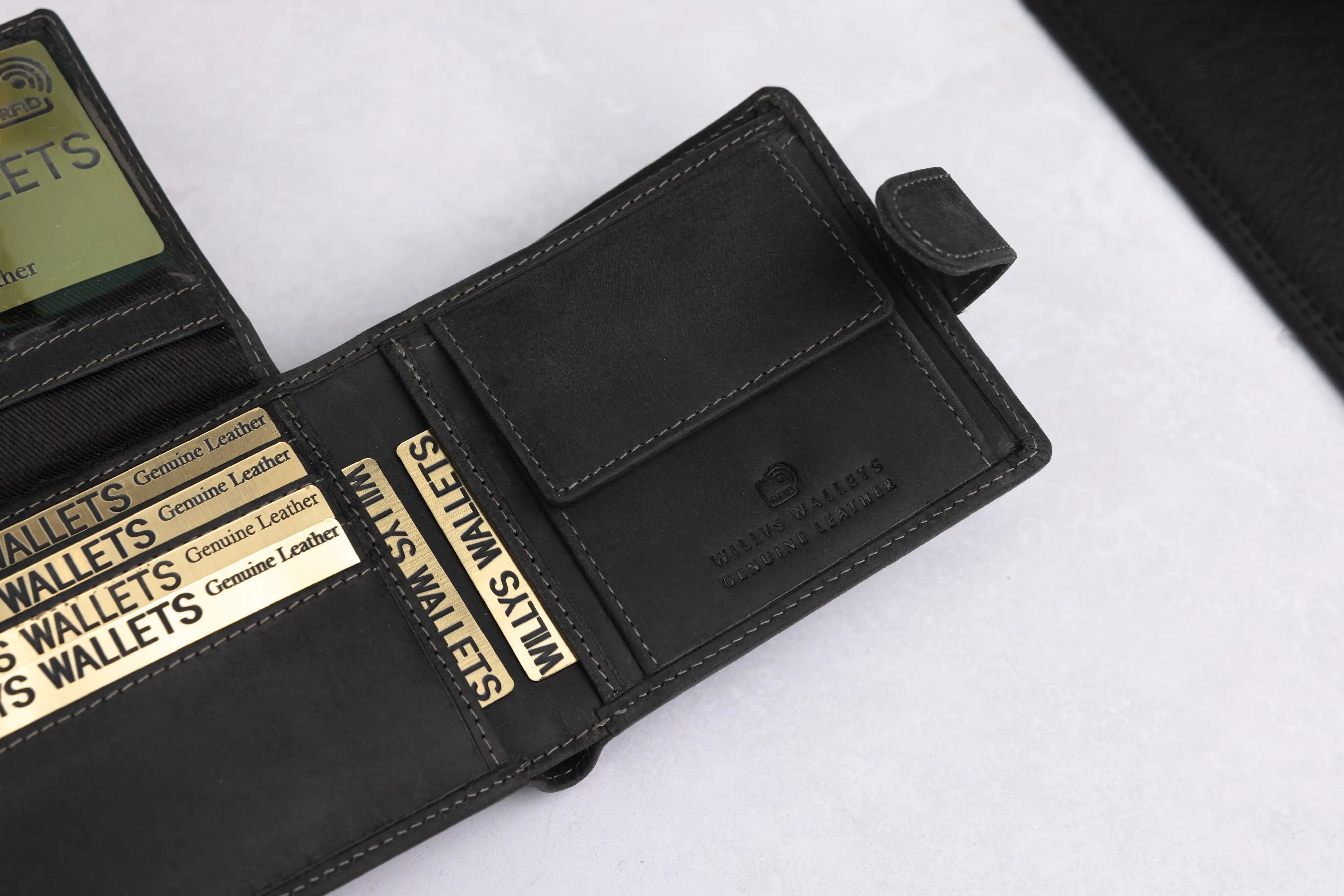 Personalised Black Hunter Leather Wallet – Bifold with Coin Pocket & RFID Protection