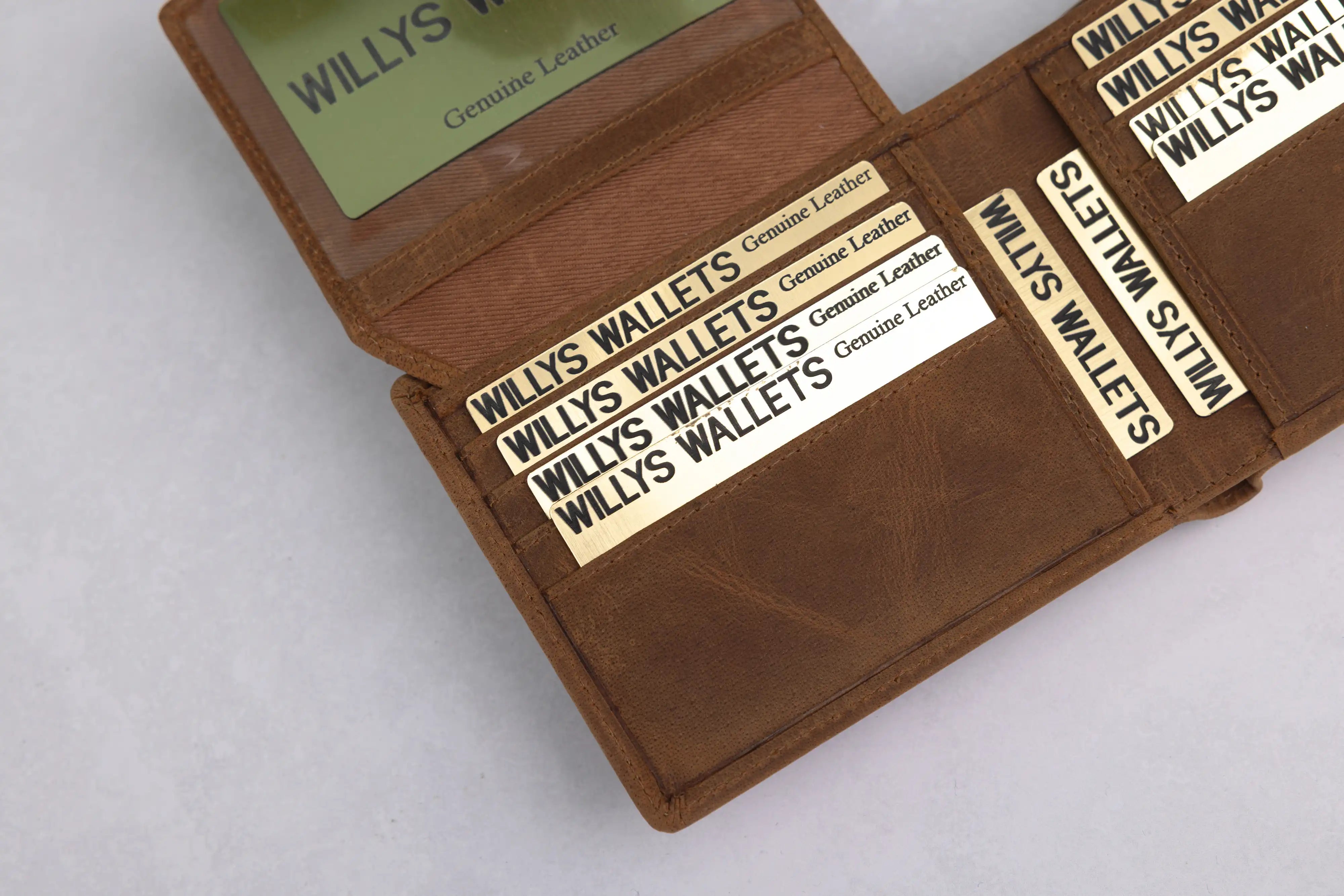 Personalised Rustic Brown Leather Wallet – Bifold with Card Holder Slots & RFID Protection