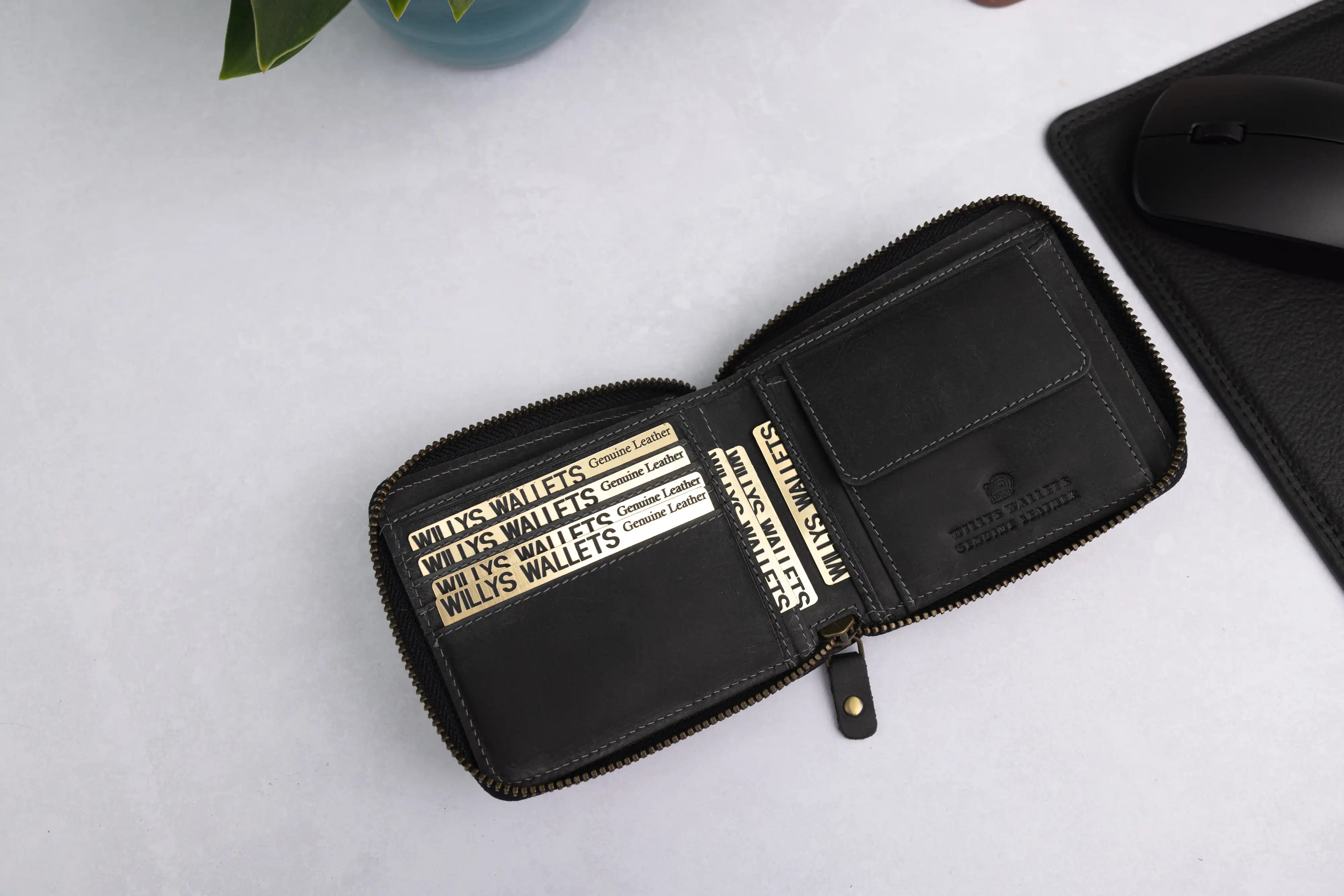 Personalised Black Hunter Leather Wallet – Bifold Zip-Around RFID Wallet