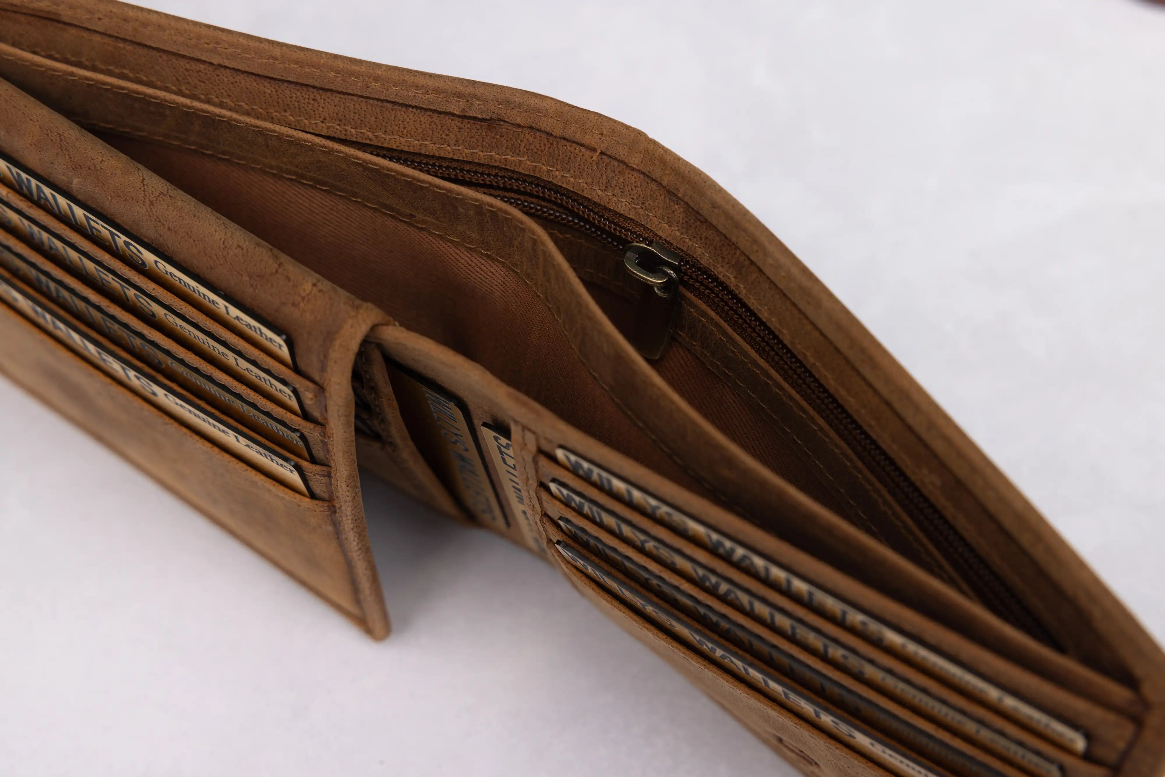 Personalised Rustic Brown Leather Wallet – Bifold with Card Holder Slots & RFID Protection