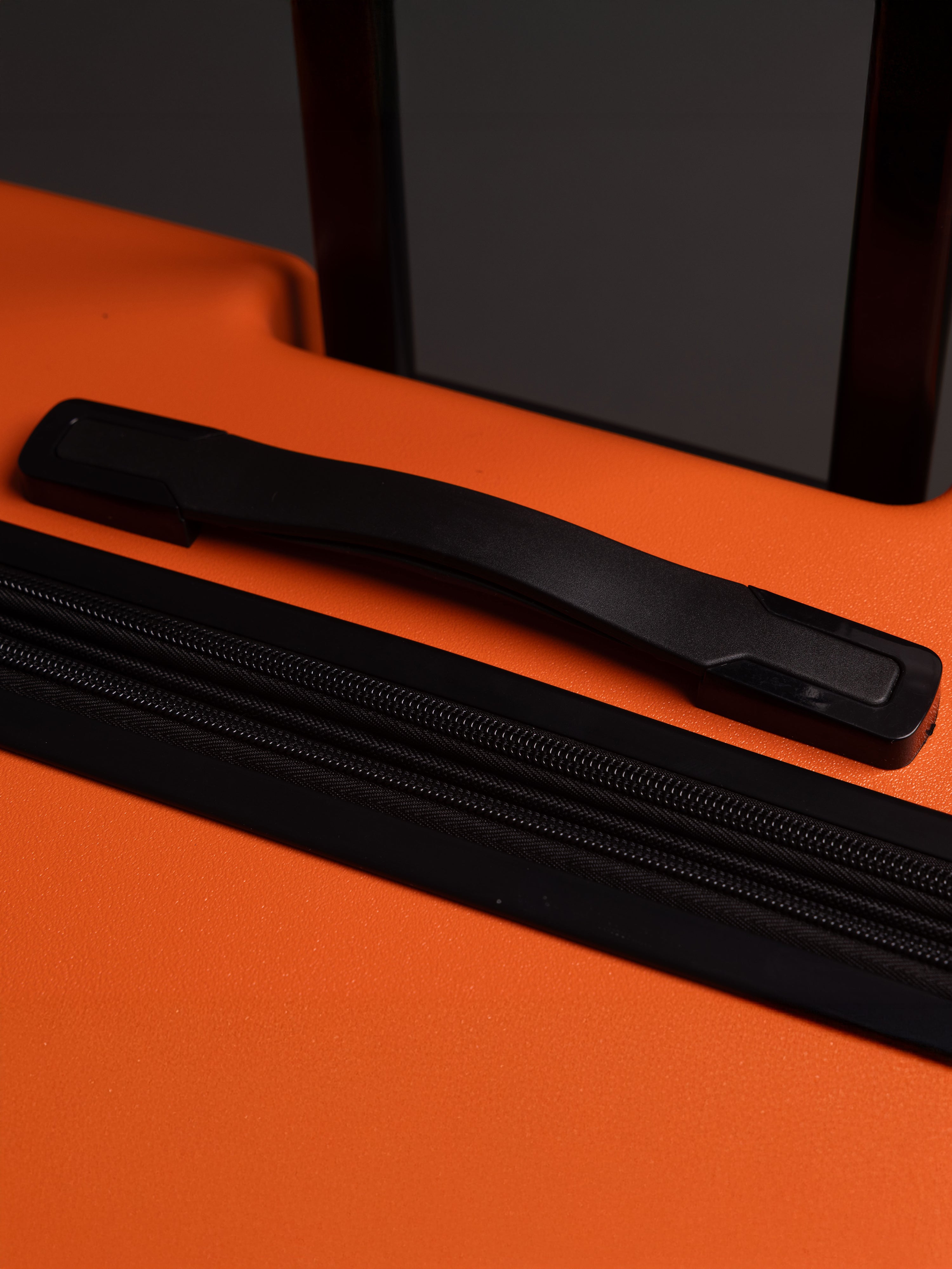 BEOW 3 Piece Orange Luggage Set – 20", 24" & 28" Suitcases with Expandable Hard Shell, Spinner Wheels & TSA Locks