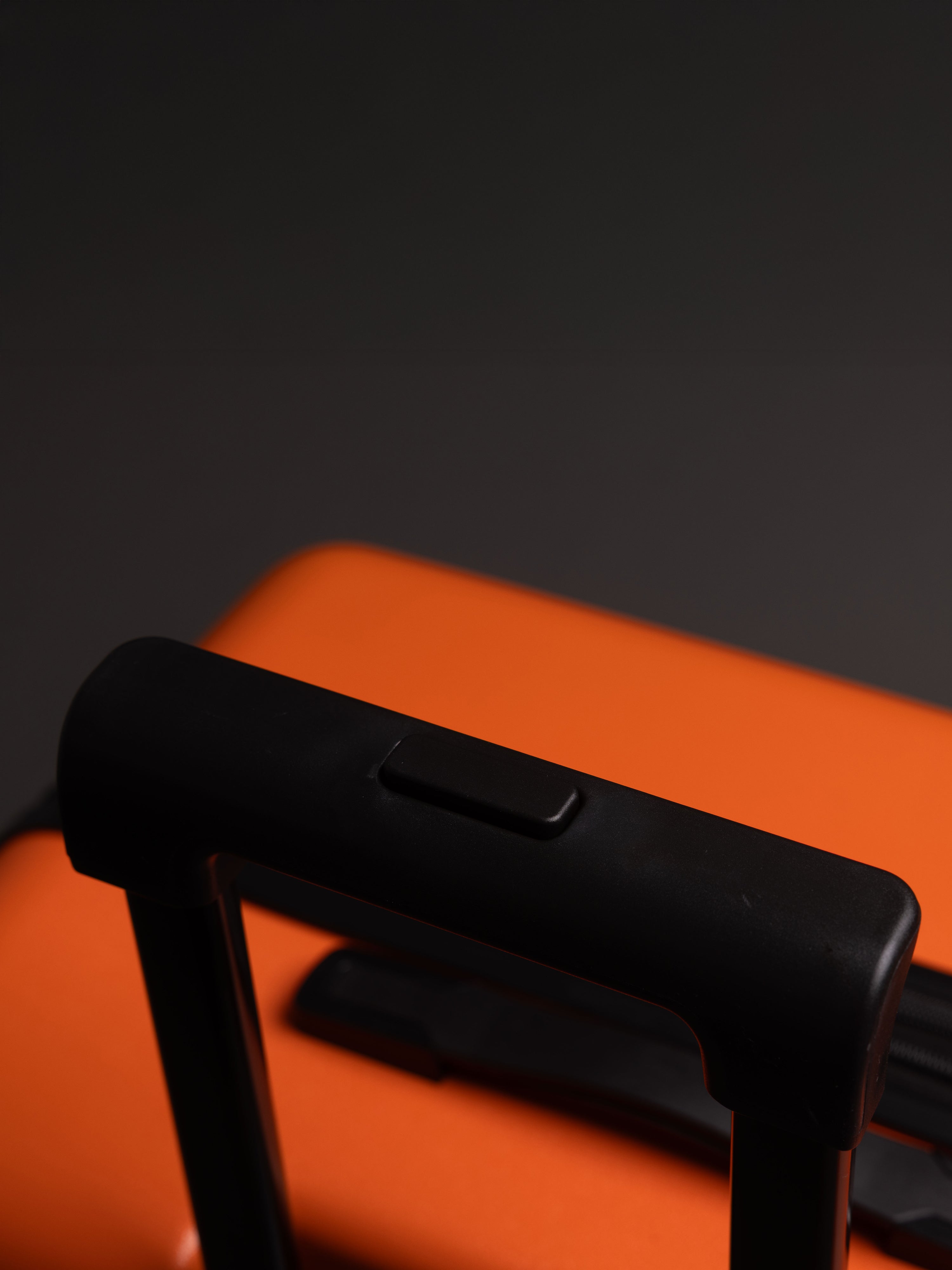 “BEOW telescopic handle and spinner wheels – durable 3 piece suitcase set”