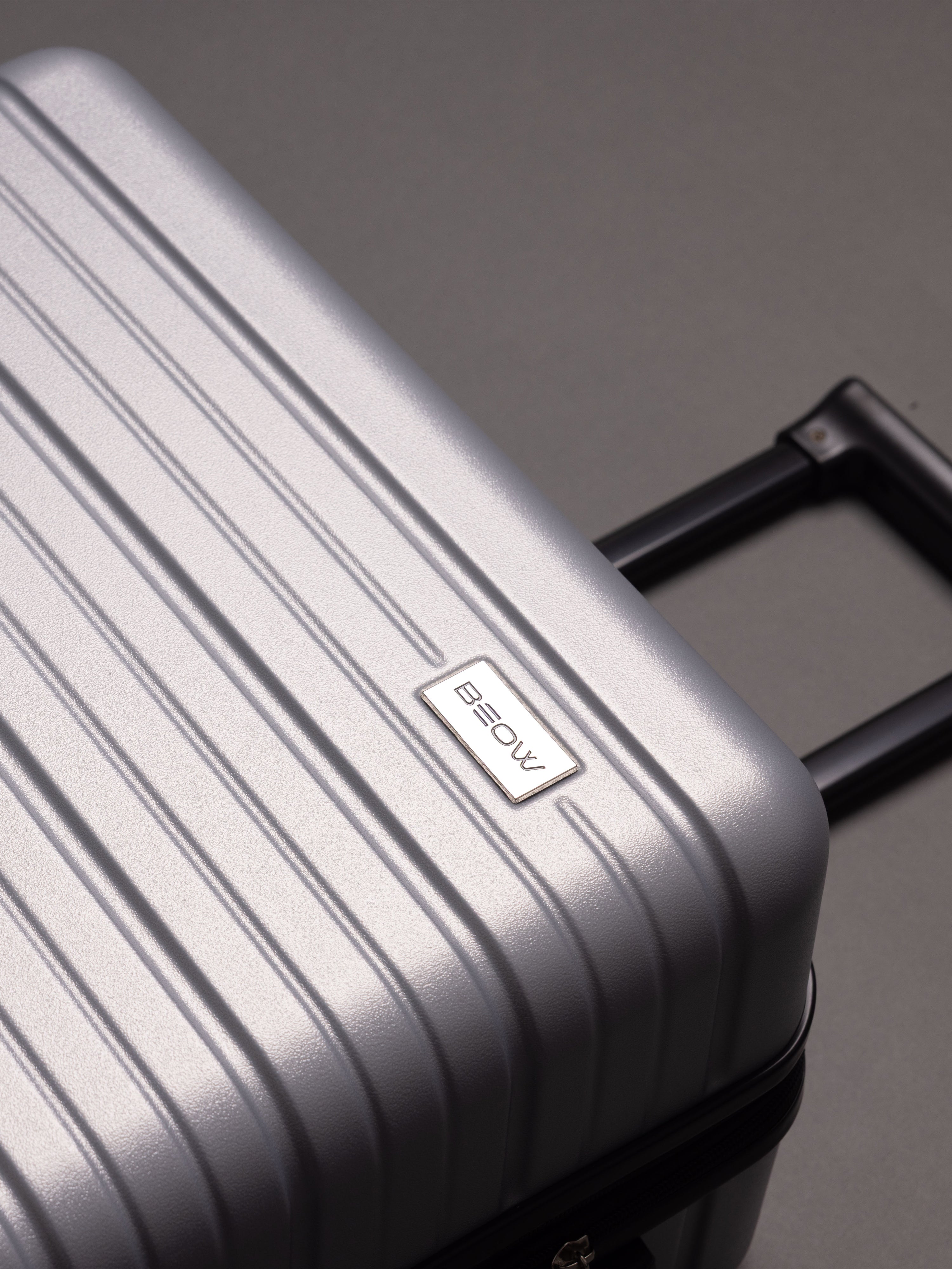 BEOW 3 Piece Silver Luggage Set – 20", 24" & 28" Suitcases with Expandable Hard Shell, Spinner Wheels & TSA Locks