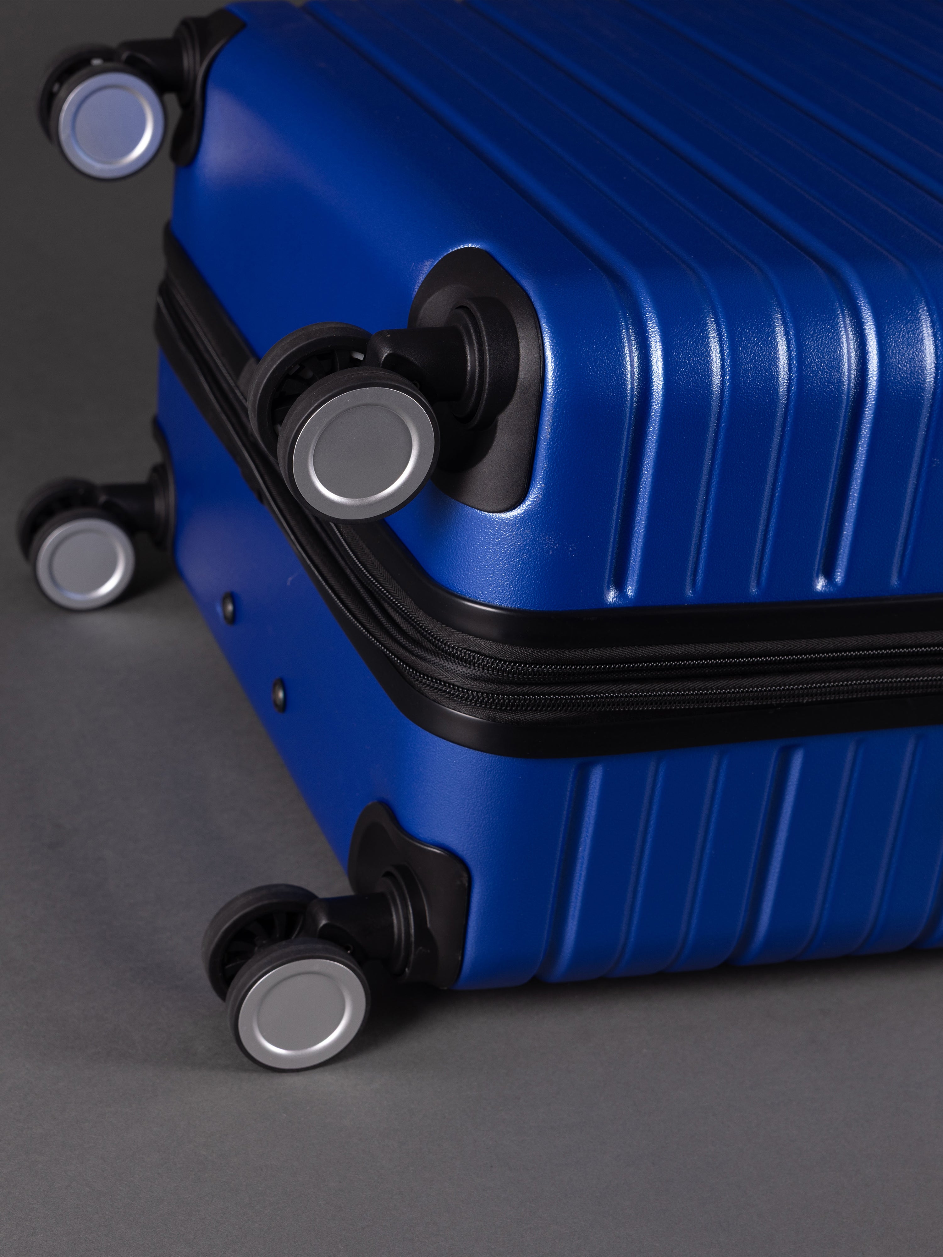 “Lightweight BEOW hard-shell luggage set – 3 piece expandable suitcases with 360-degree spinner wheels”