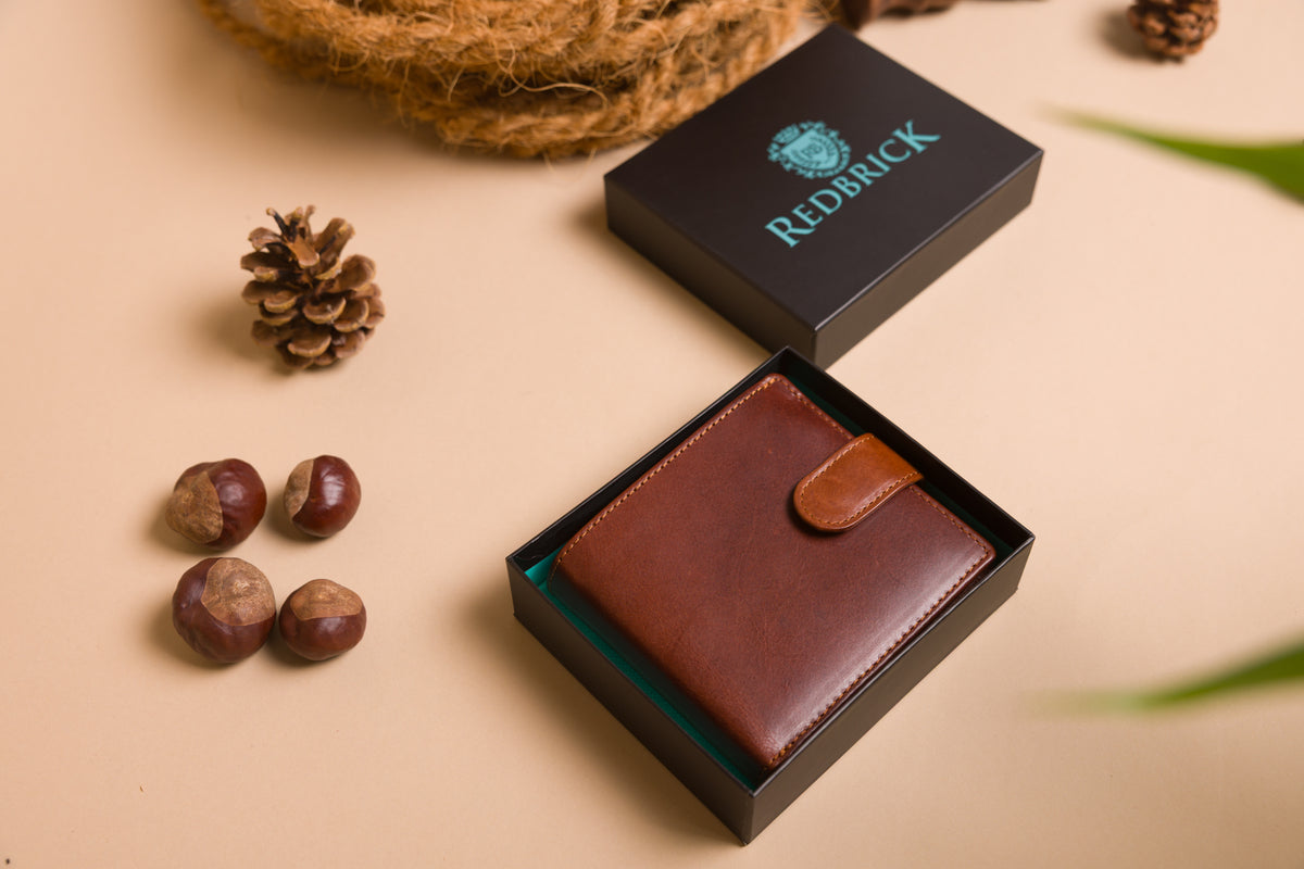 "Engraved leather wallet for men with gift box"