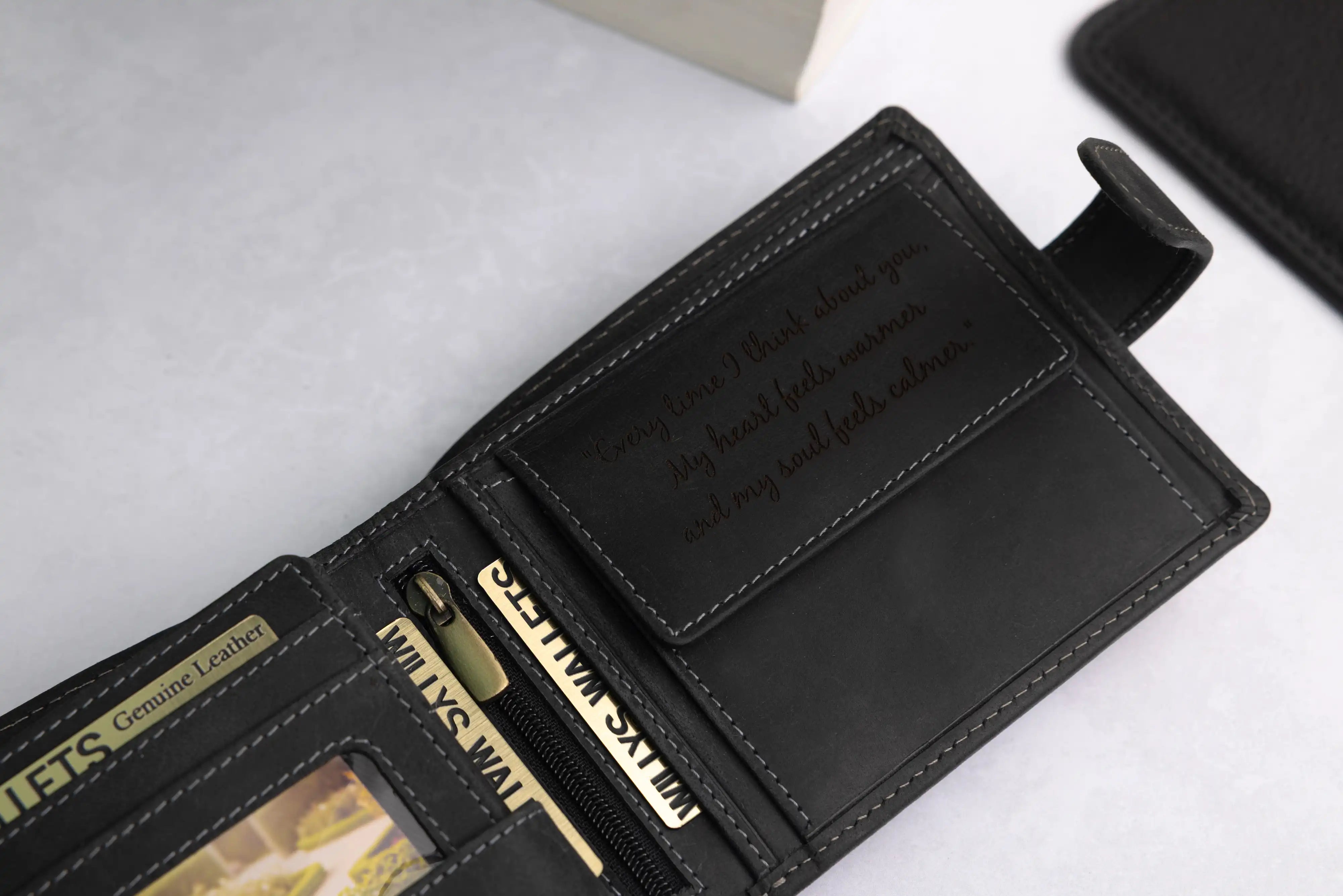 Personalised High-Capacity Black Hunter Leather Wallet – Bifold RFID Wallet for Men