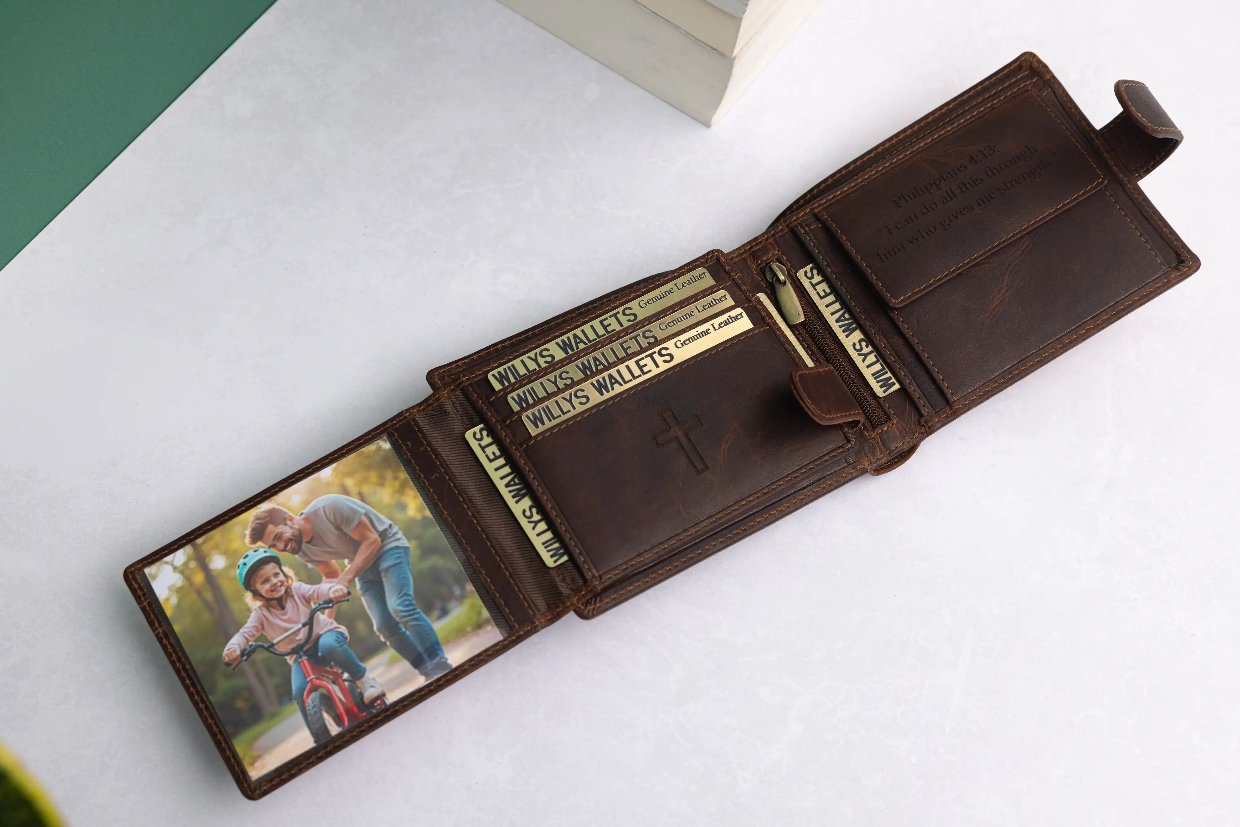 Personalised High-Capacity Brown Hunter Leather Wallet – Bifold RFID Wallet for Men