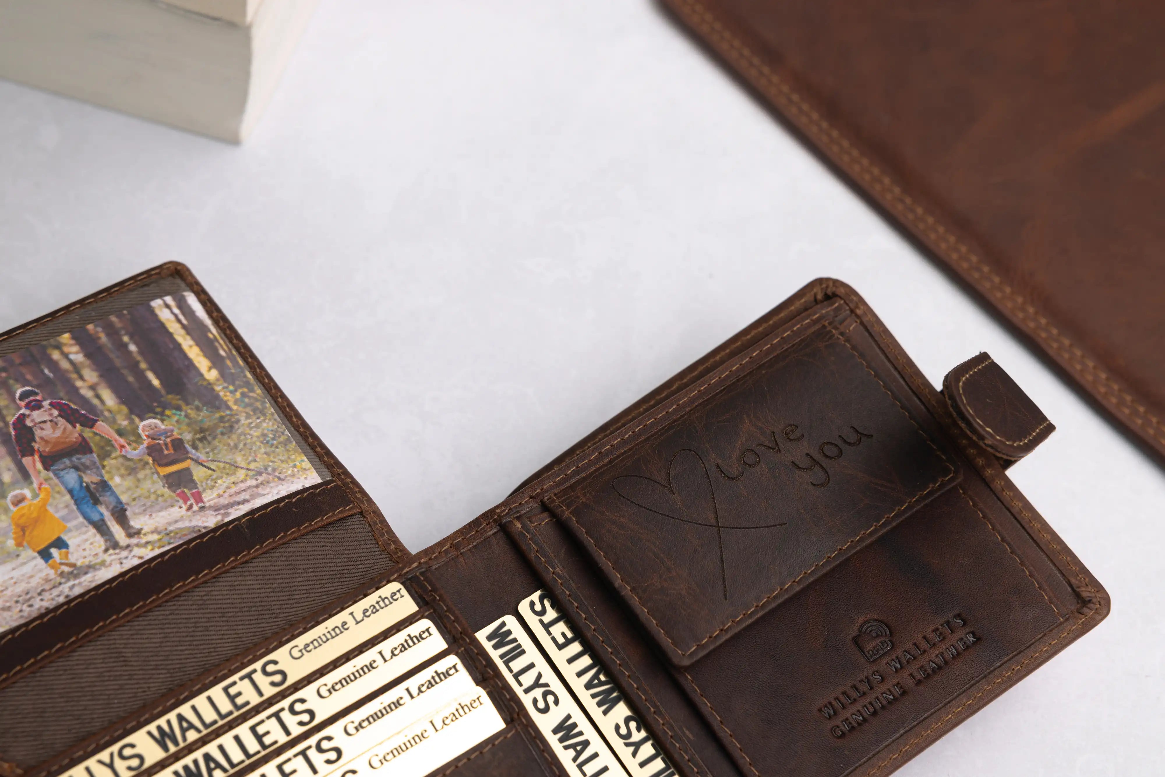 Personalised Brown Leather Wallet – Bifold with Coin Pocket