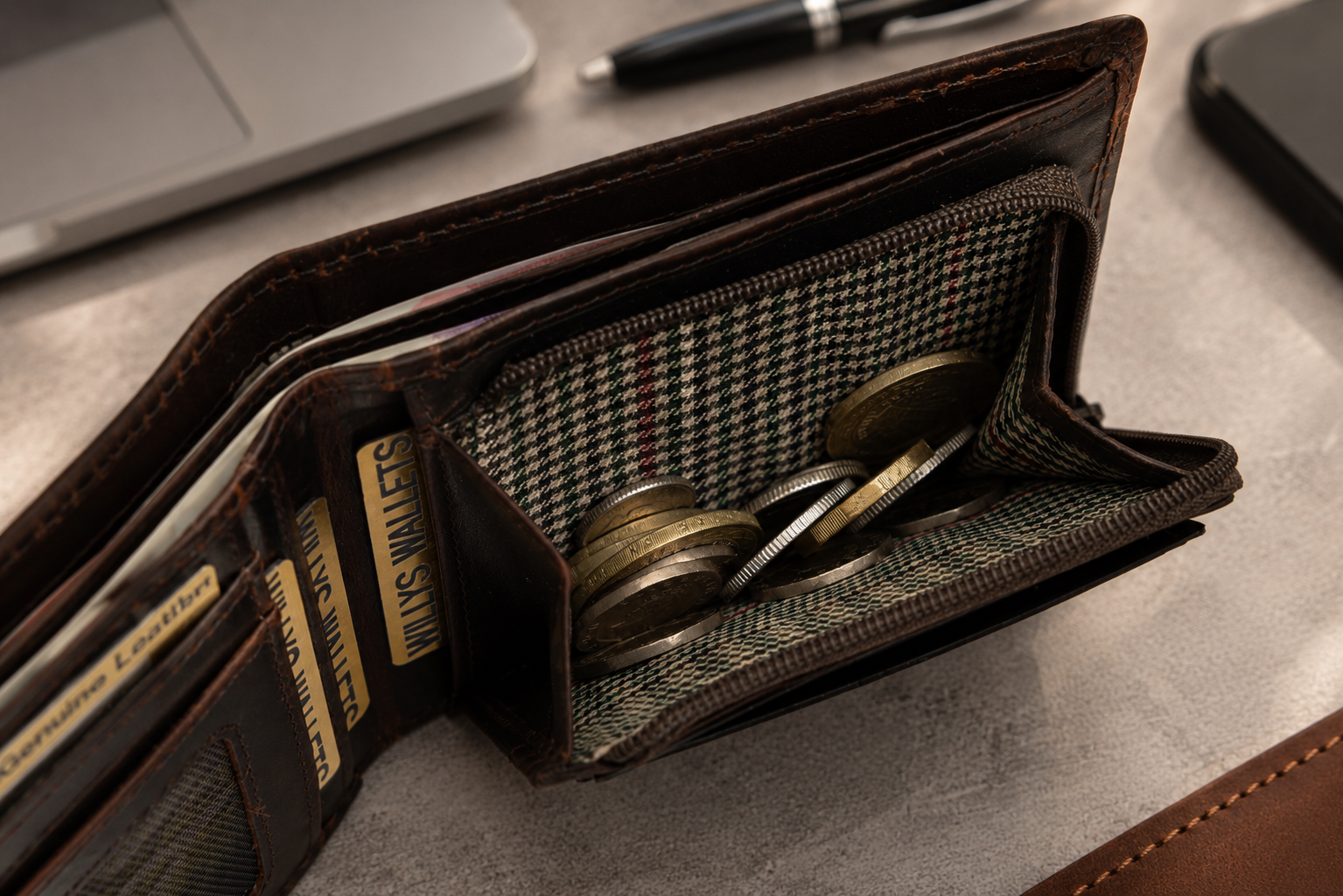 Men's Wallet Buying Guide (2026) | How to Choose the Perfect Wallet