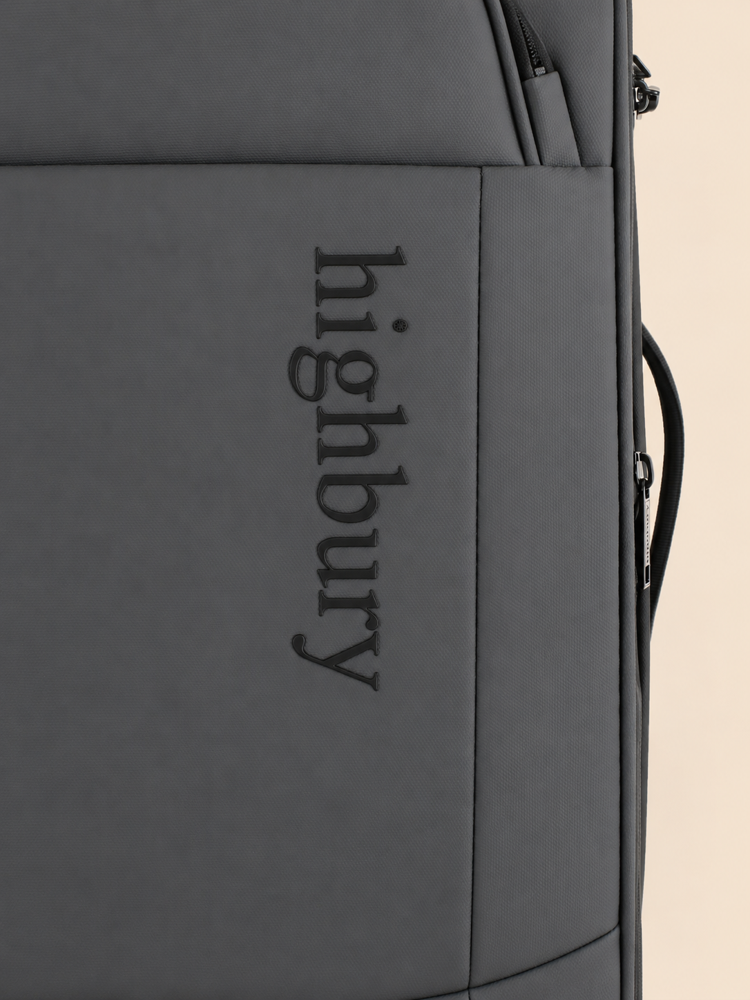 Why Travellers Who Take 3+ Holidays a Year Need a Proper Luggage Set