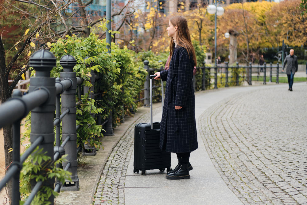 Highbury Luggage UK – Stylish 3-Piece Lightweight Sets
