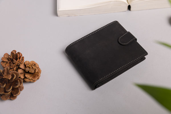 Personalised Engraved Mens High Capacity Bifold Black Hunter Leather Wallet