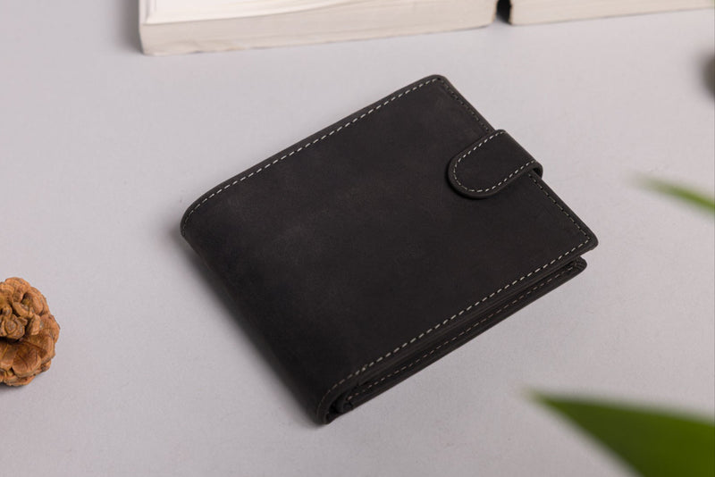 Personalised Engraved Mens High Capacity Bifold Black Hunter Leather Wallet