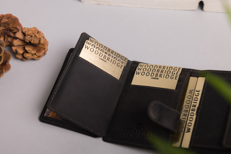 Personalised Engraved Black Hunter Trifold Leather Wallet