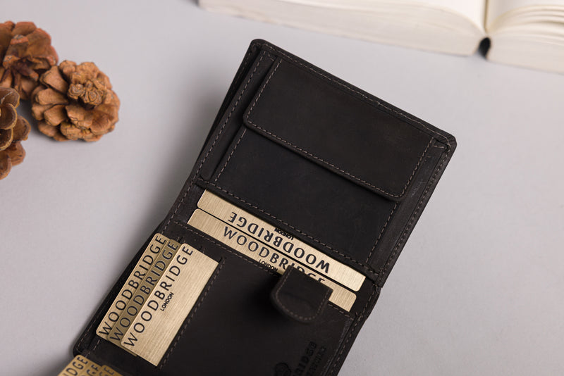 Personalised Engraved Black Hunter Trifold Leather Wallet