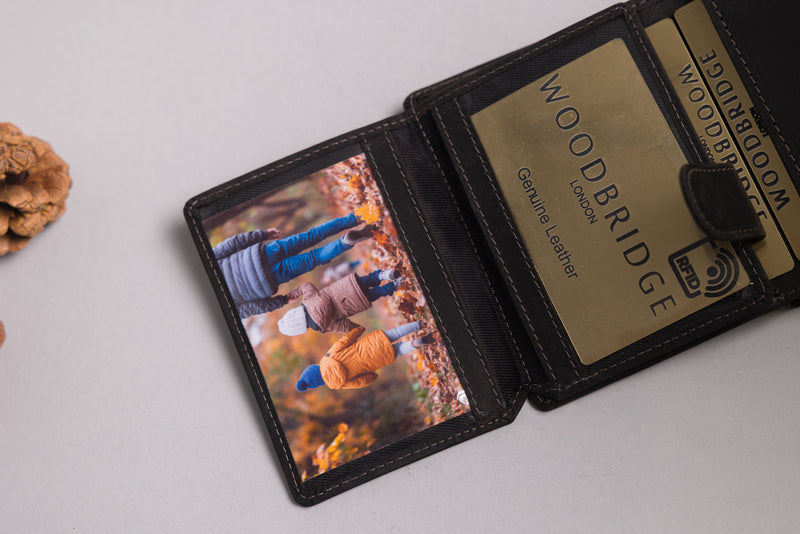 Personalised Engraved Black Hunter Trifold Leather Wallet